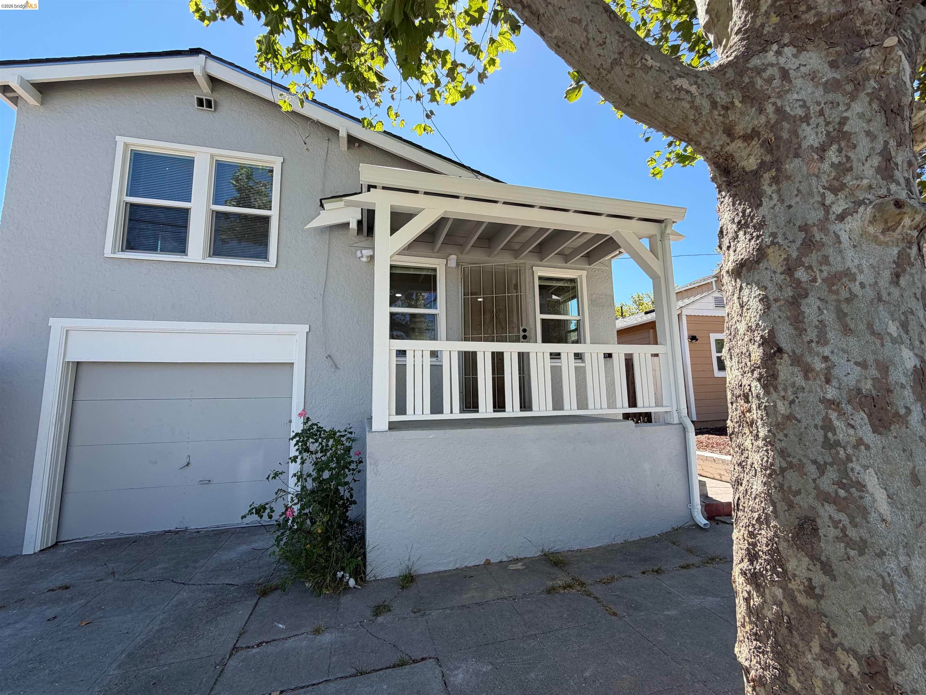 1225 Pine St — photo