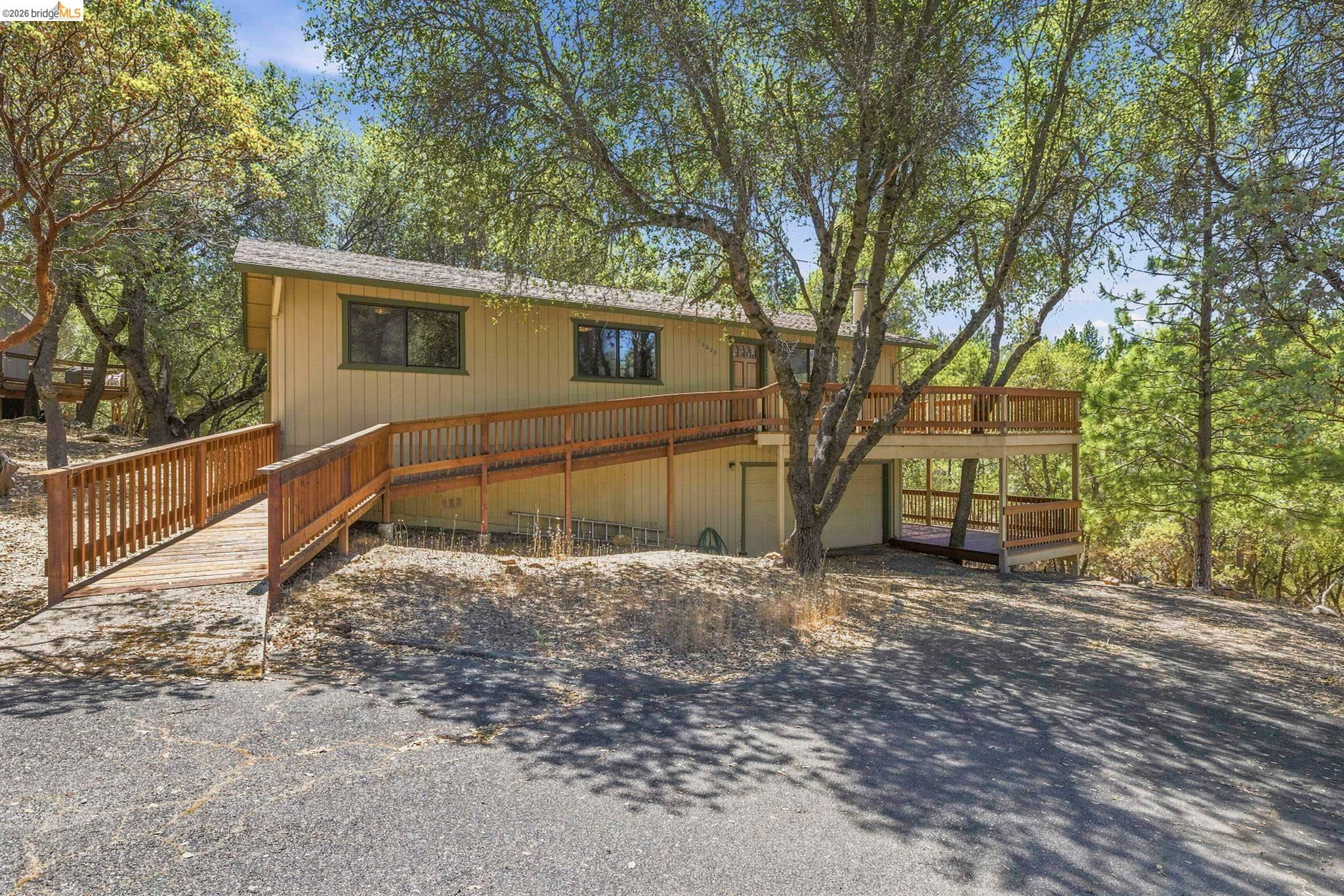13024 Burns Ct. — photo