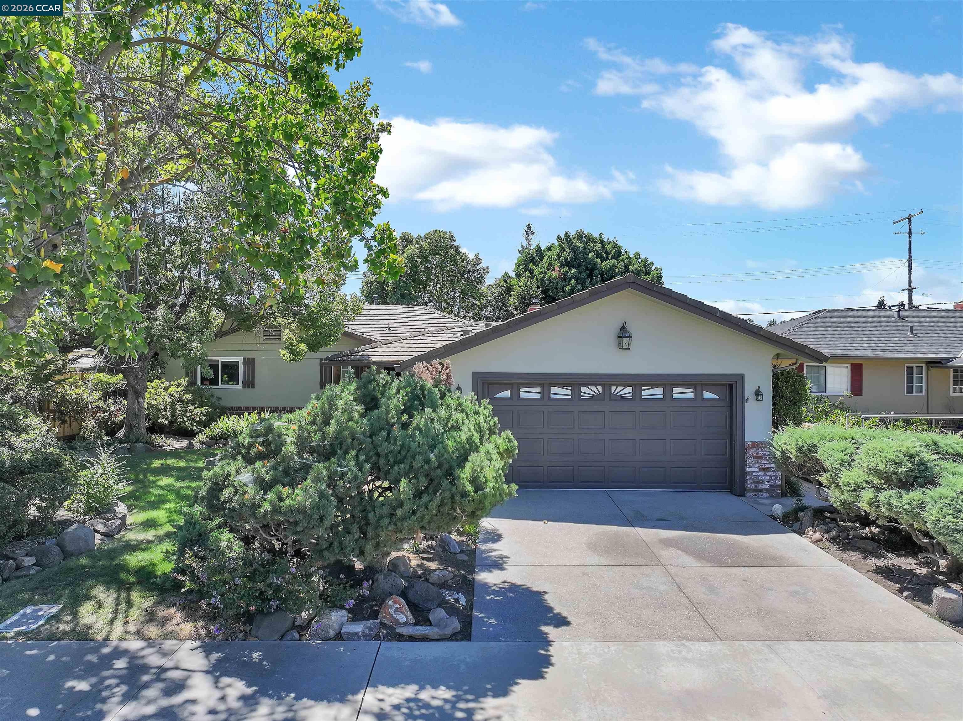 513 Gerard Dr — photo