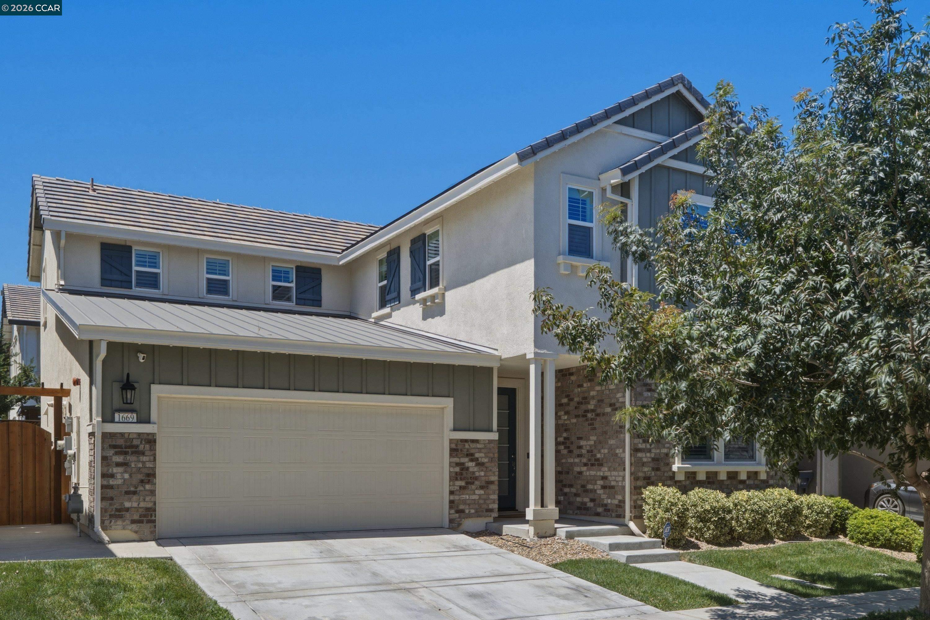 1669 S Macias Pl — photo