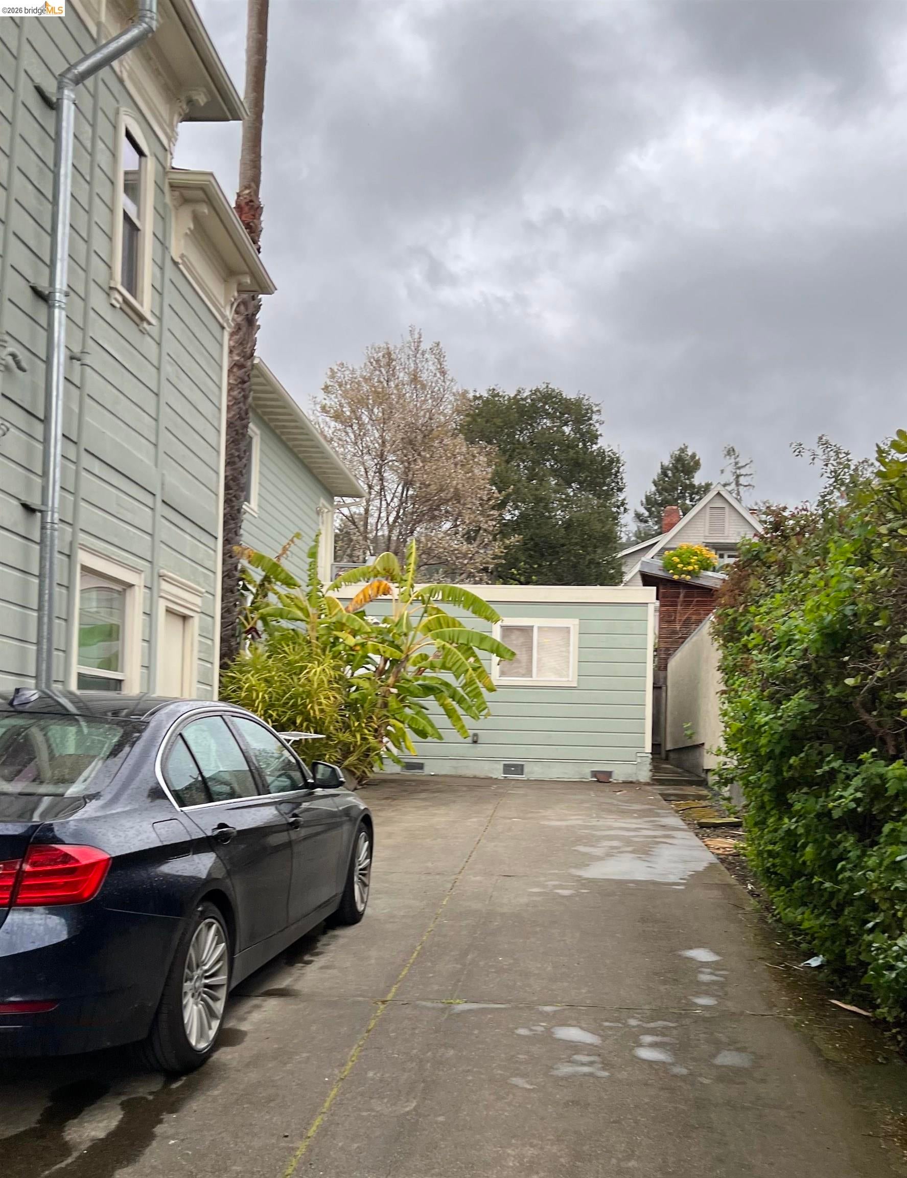 1423 Oxford St #C — photo