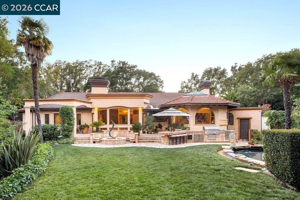 490 St Marys Rd, Lafayette, CA 94549