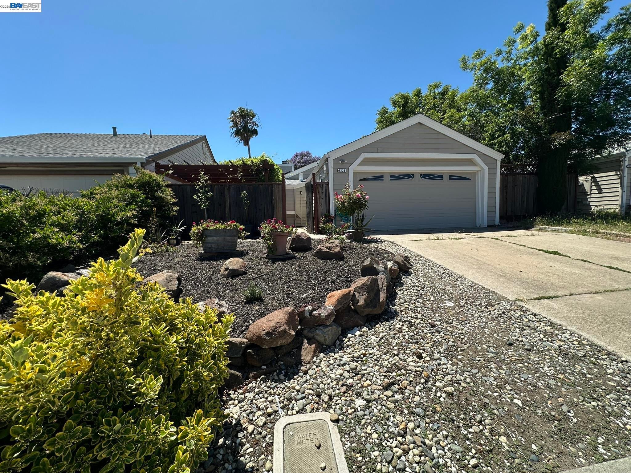 3225 Islewood Court — photo