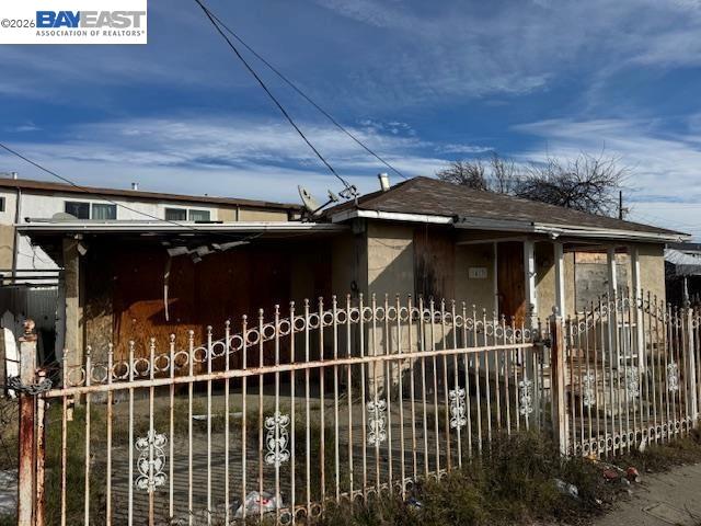 1413 Post Ave — photo
