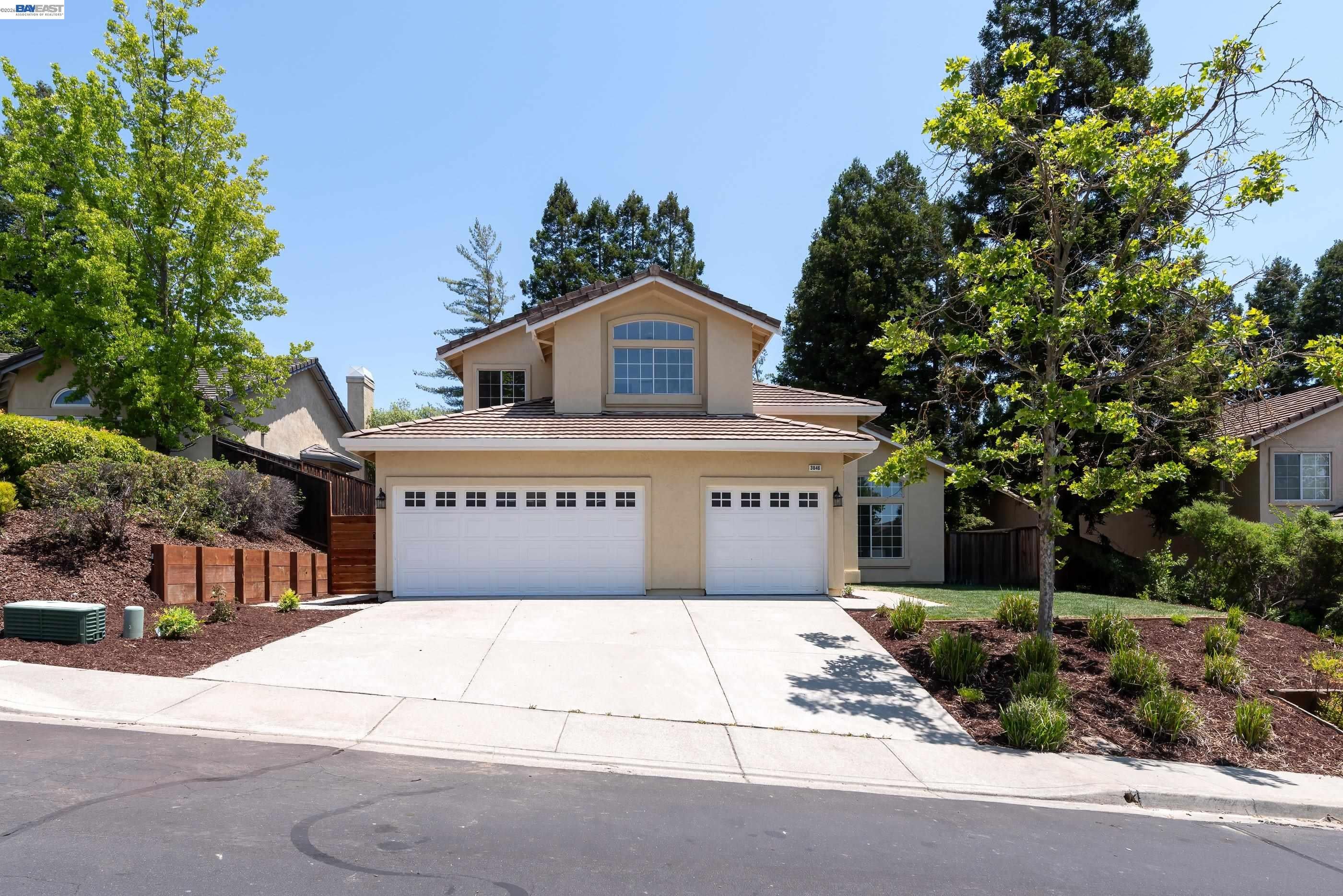 3846 Sheffield Cir — photo