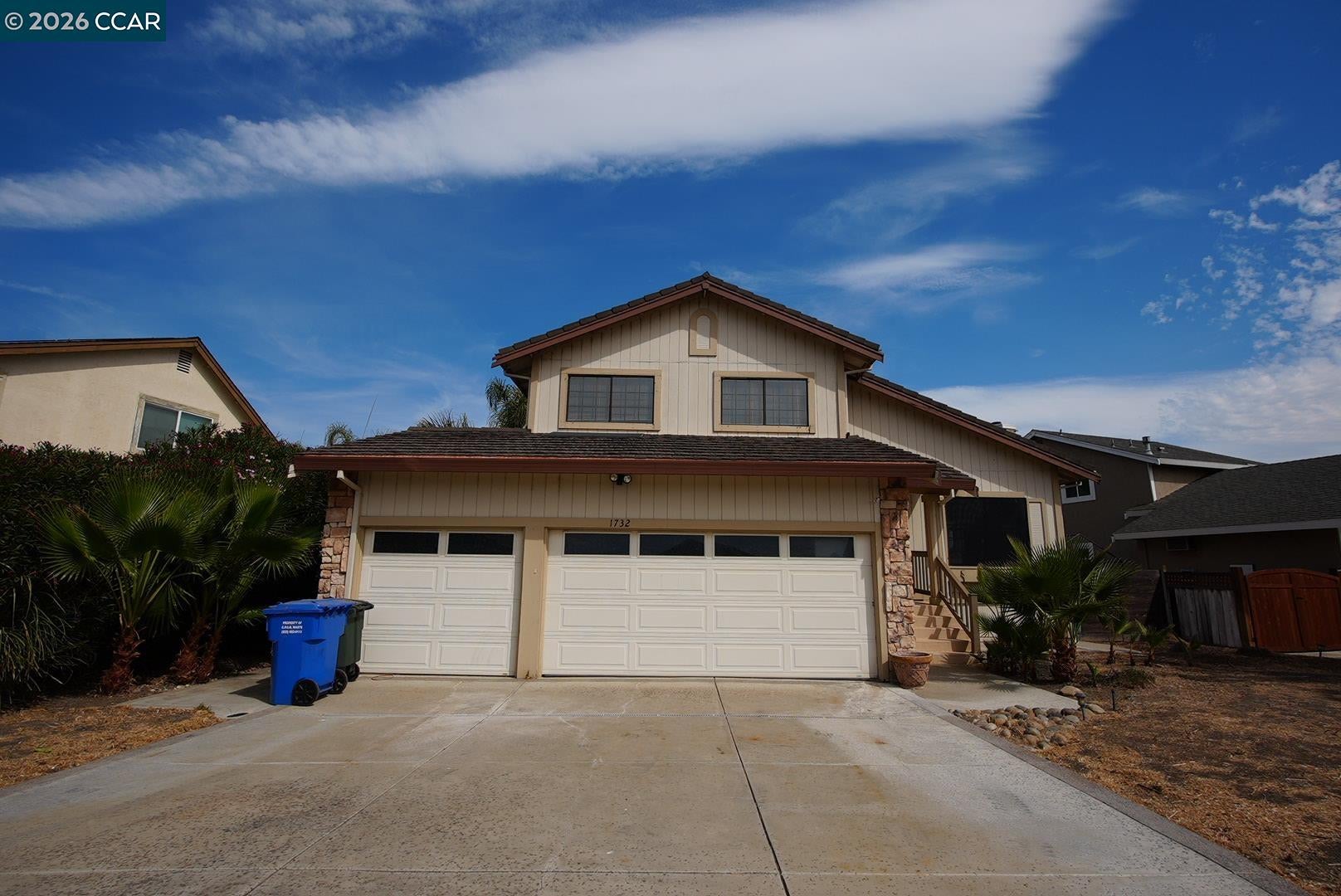 1732 Dolphin Pl — photo
