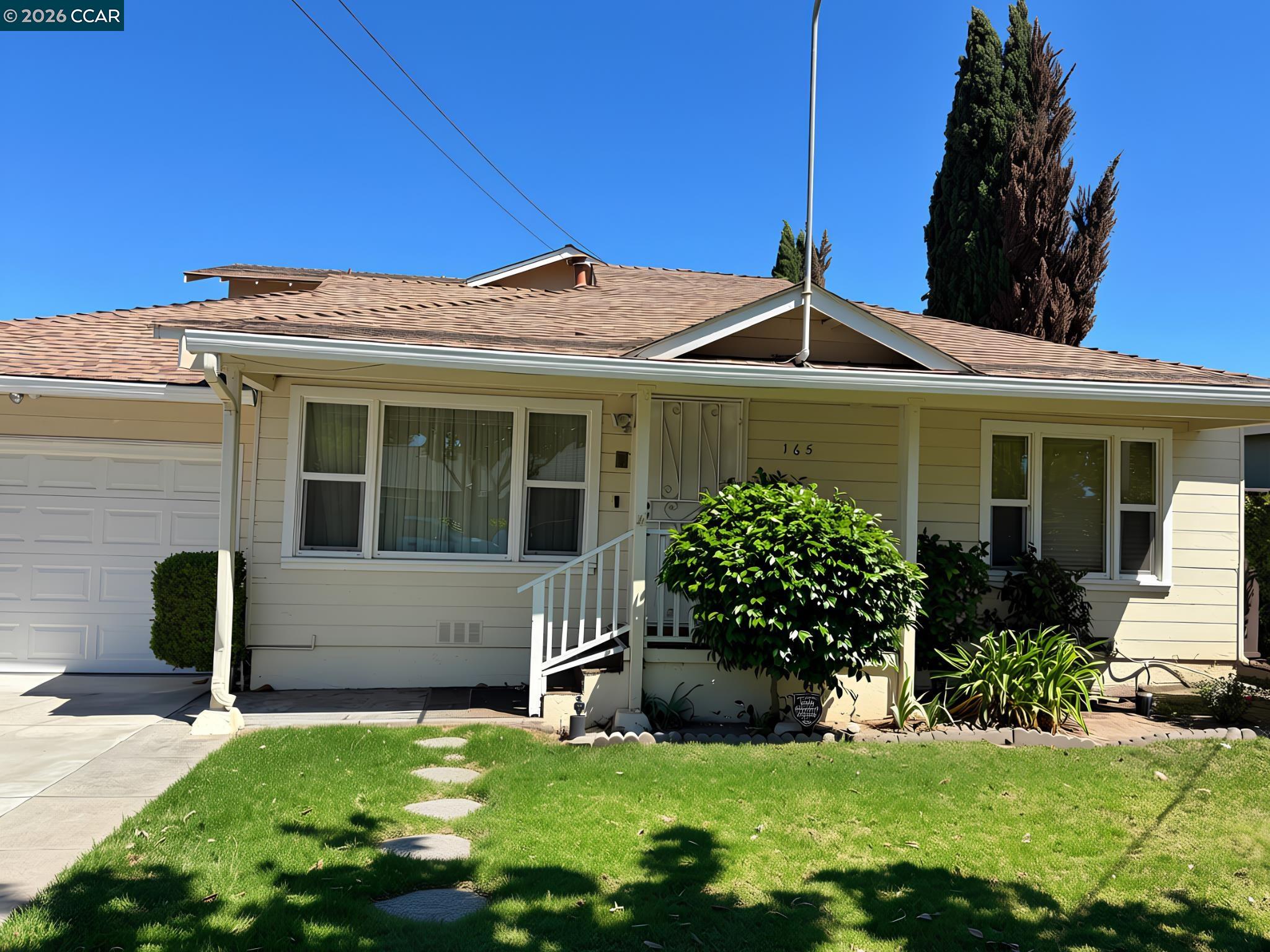 165 Linda Vista Ave — photo