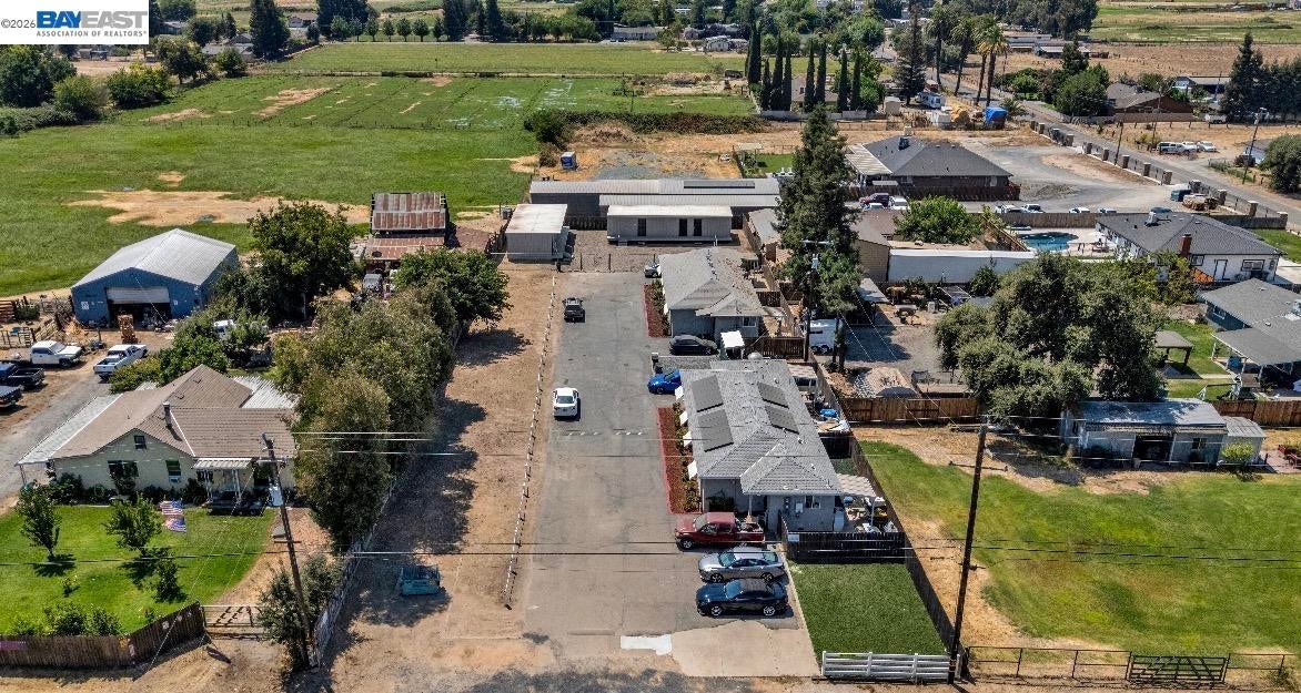 4628 Patterson Rd, Oakdale CA 95361