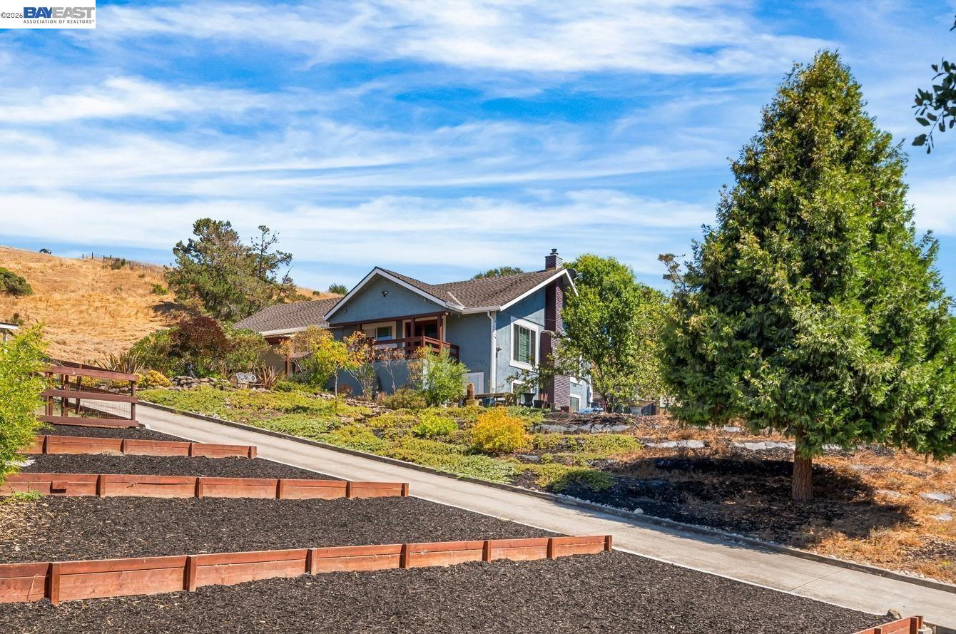 26928 Palomares Rd, Castro Valley, CA 94552 — photo 3