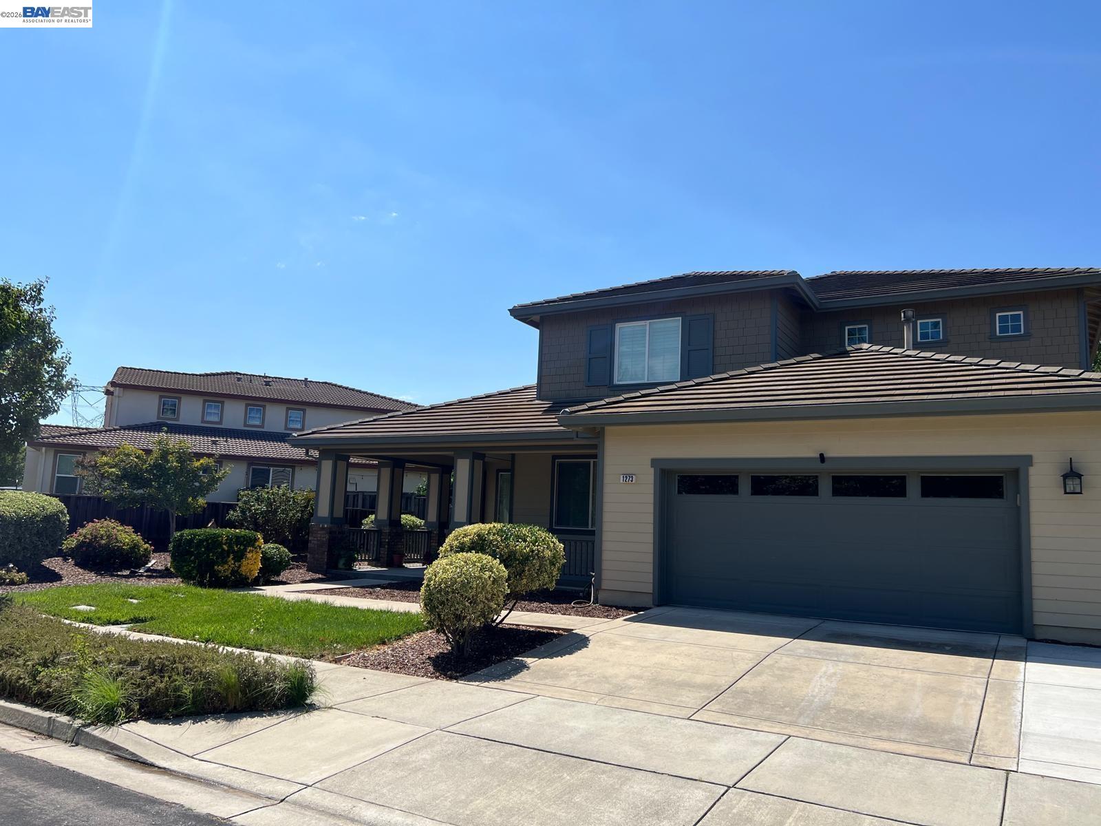 1273 Poplar Dr — photo