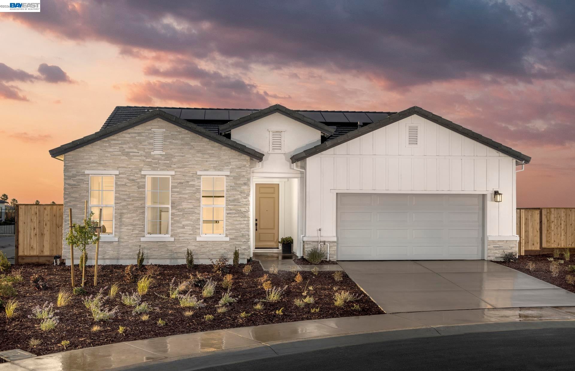 1169 Bradbury Dr — photo