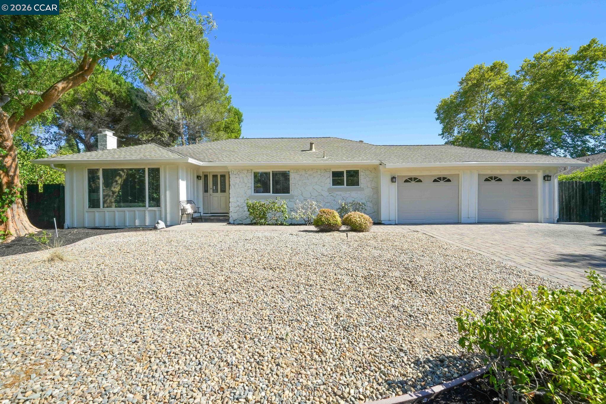 1517 Harlan Dr — photo