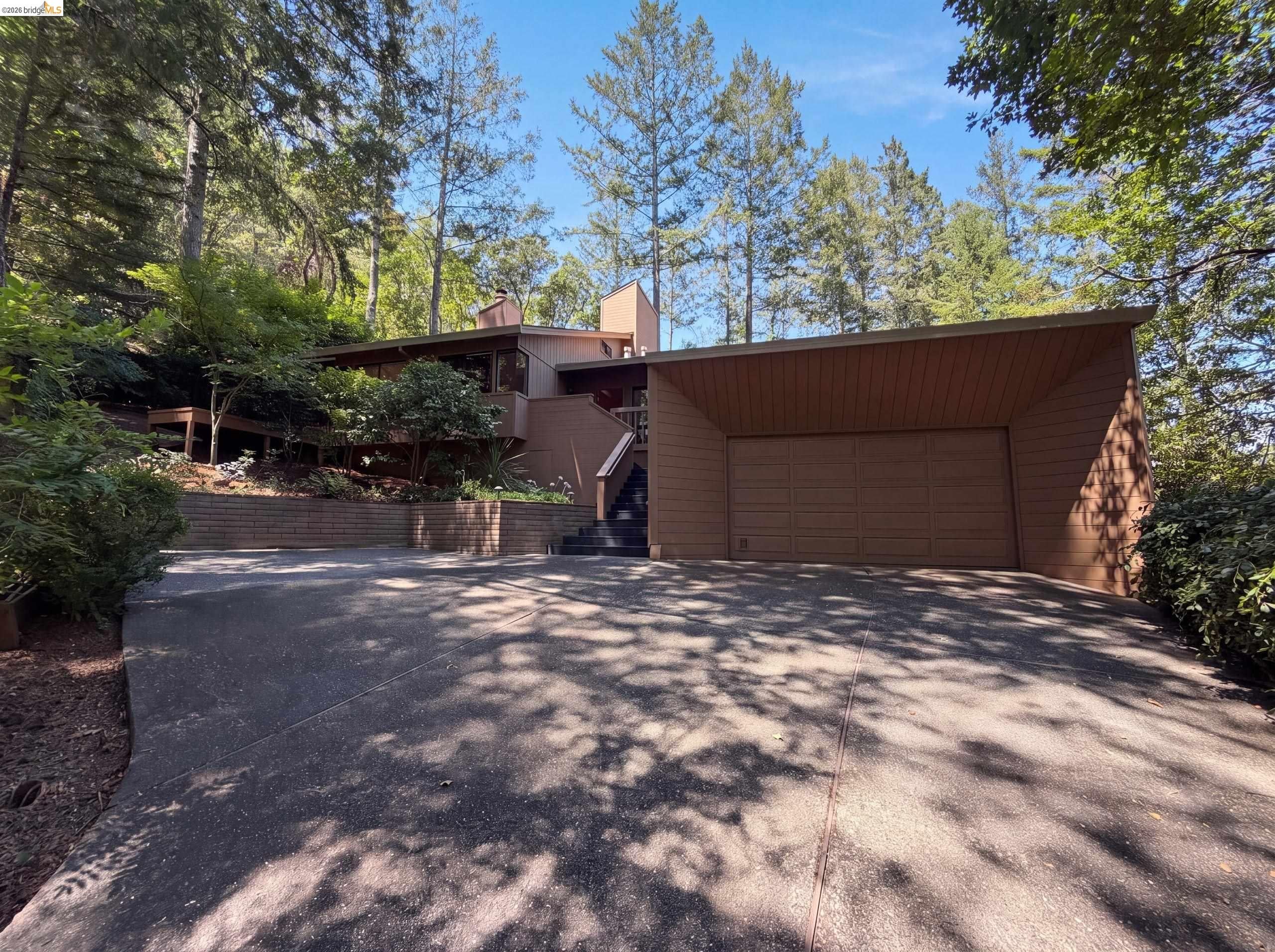 815 Wild Oak Dr — photo