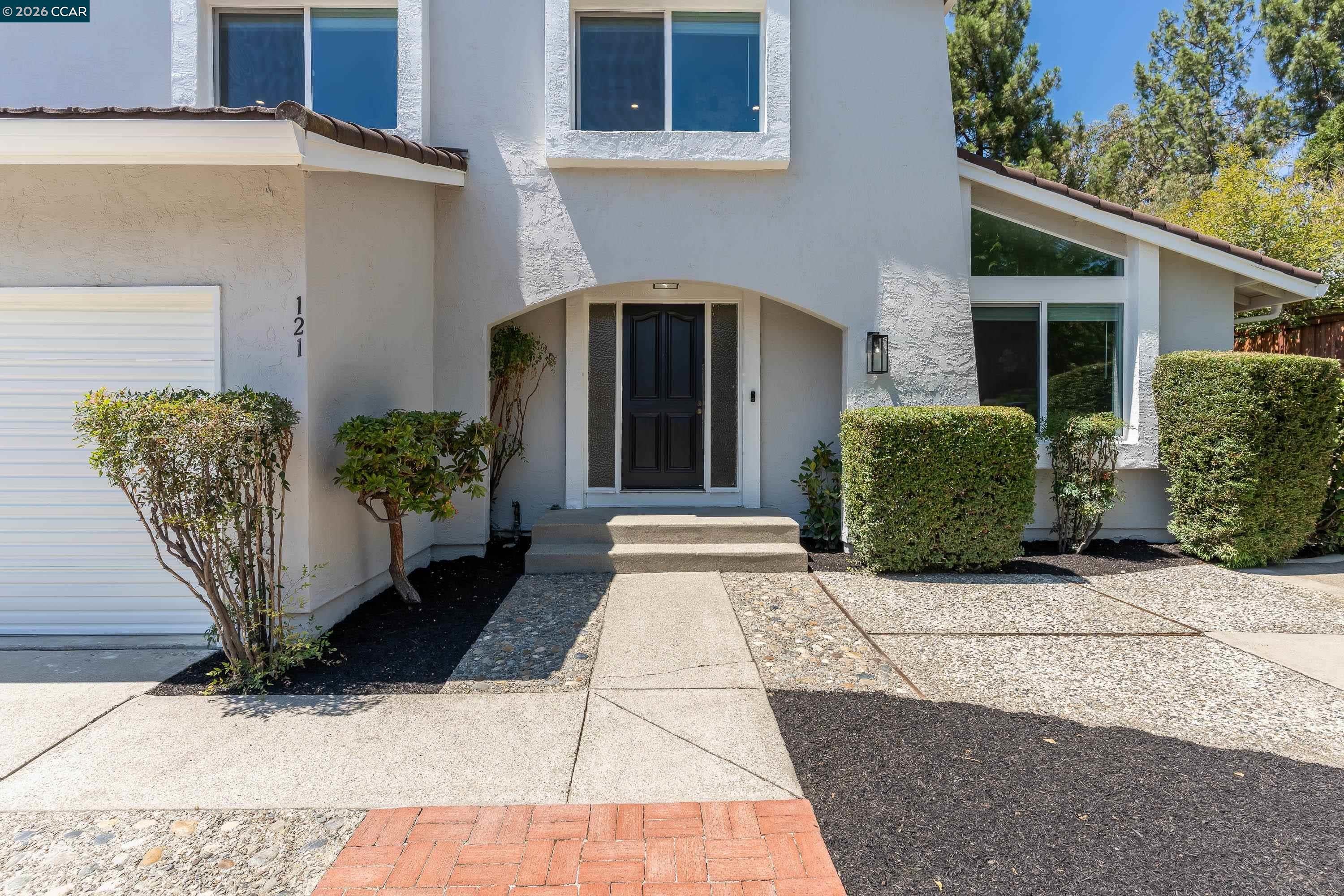 121 Violet Rd, Hercules, CA 94547 — photo 3
