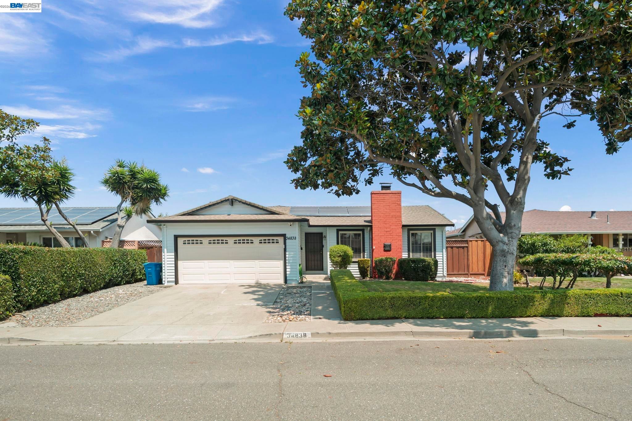 34838 Lilac St — photo