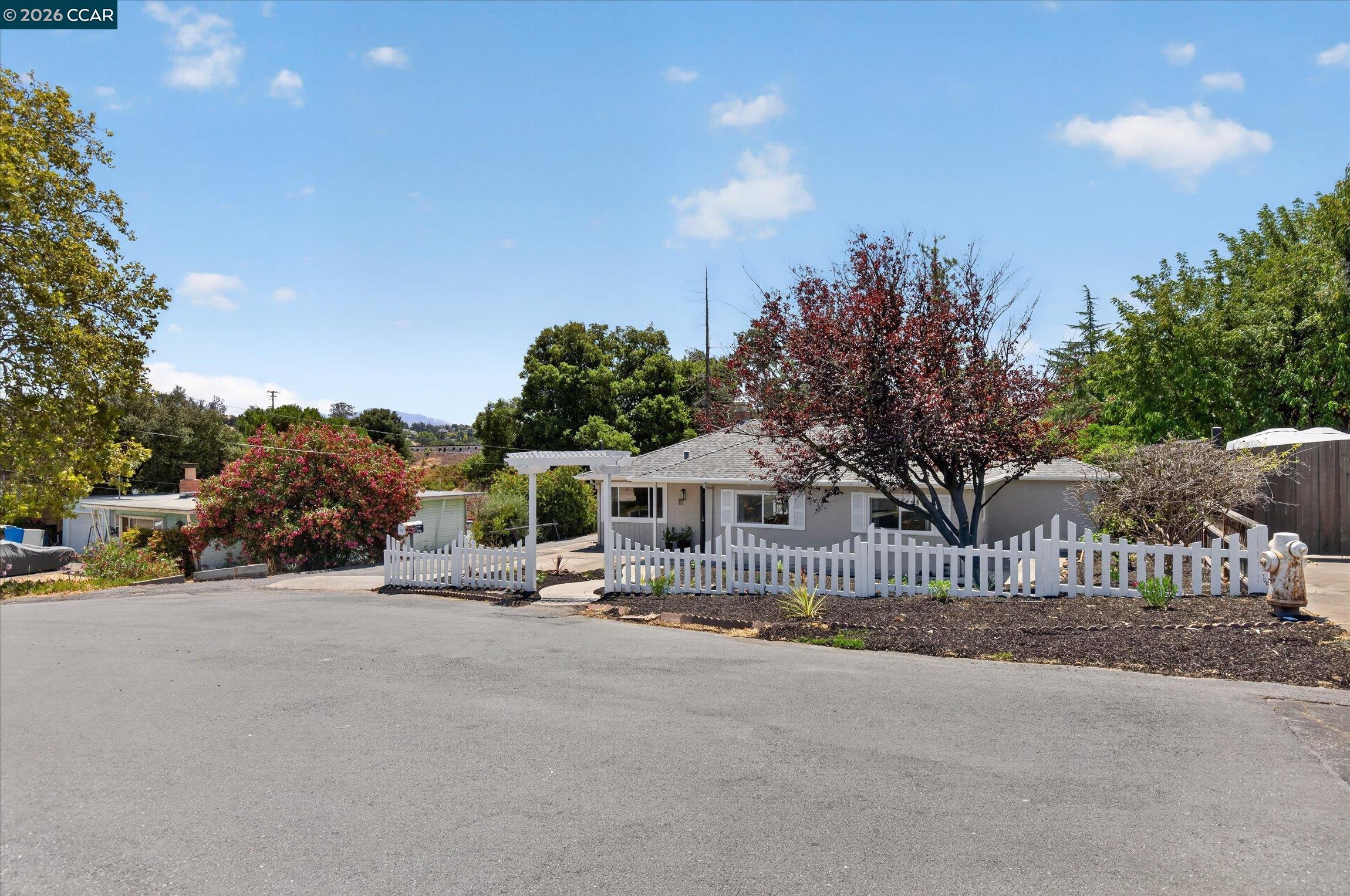 12 Morello Heights Dr — photo