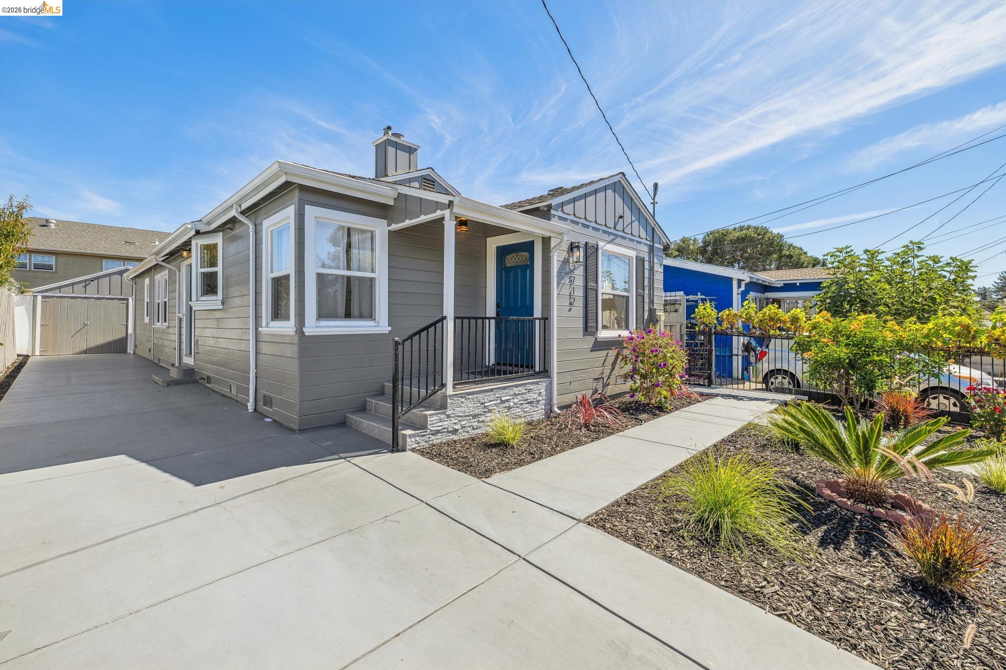 2712 Octavia St — photo