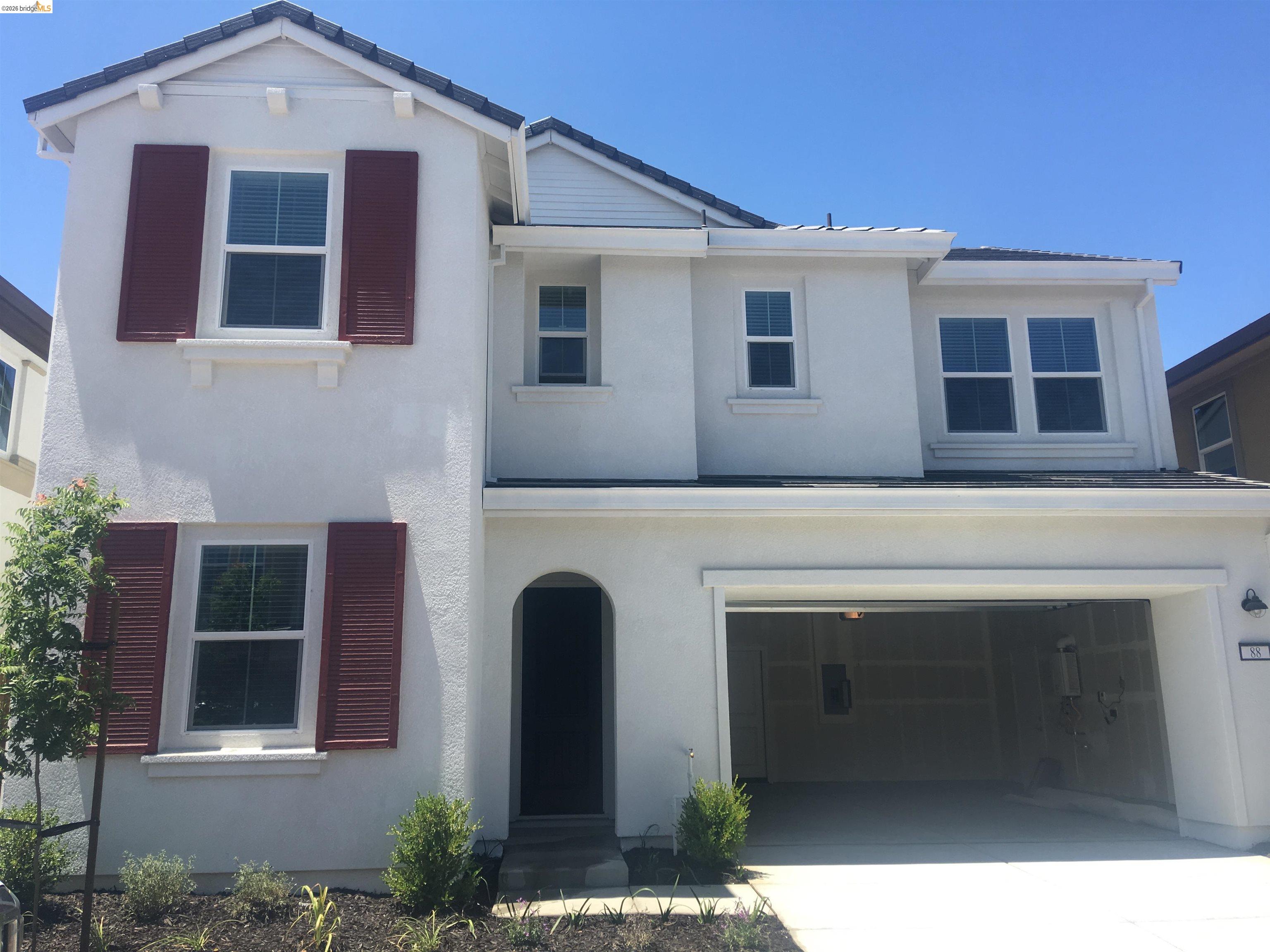 88 Kestral Way — photo