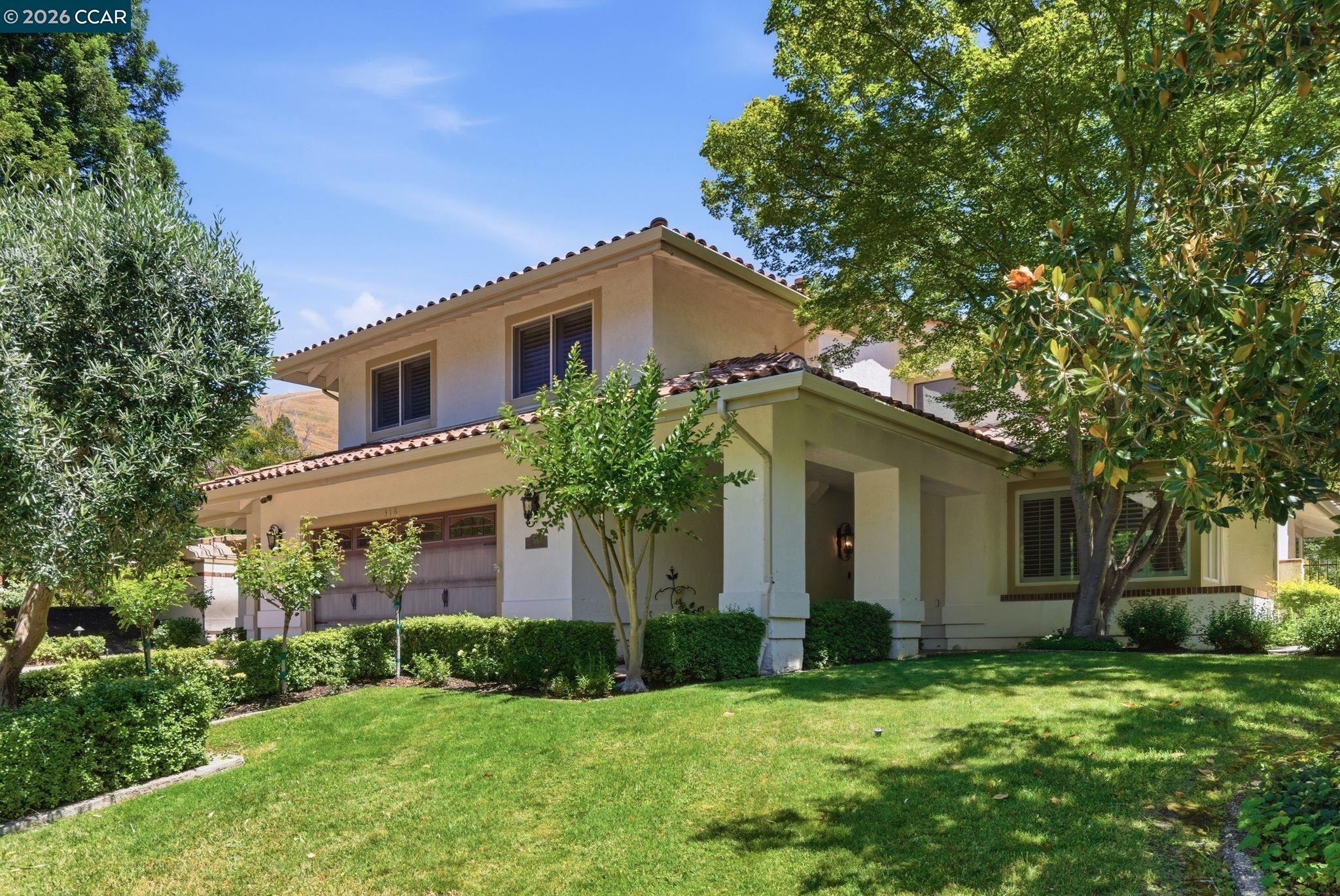 316 316 Live Oak Dr — photo