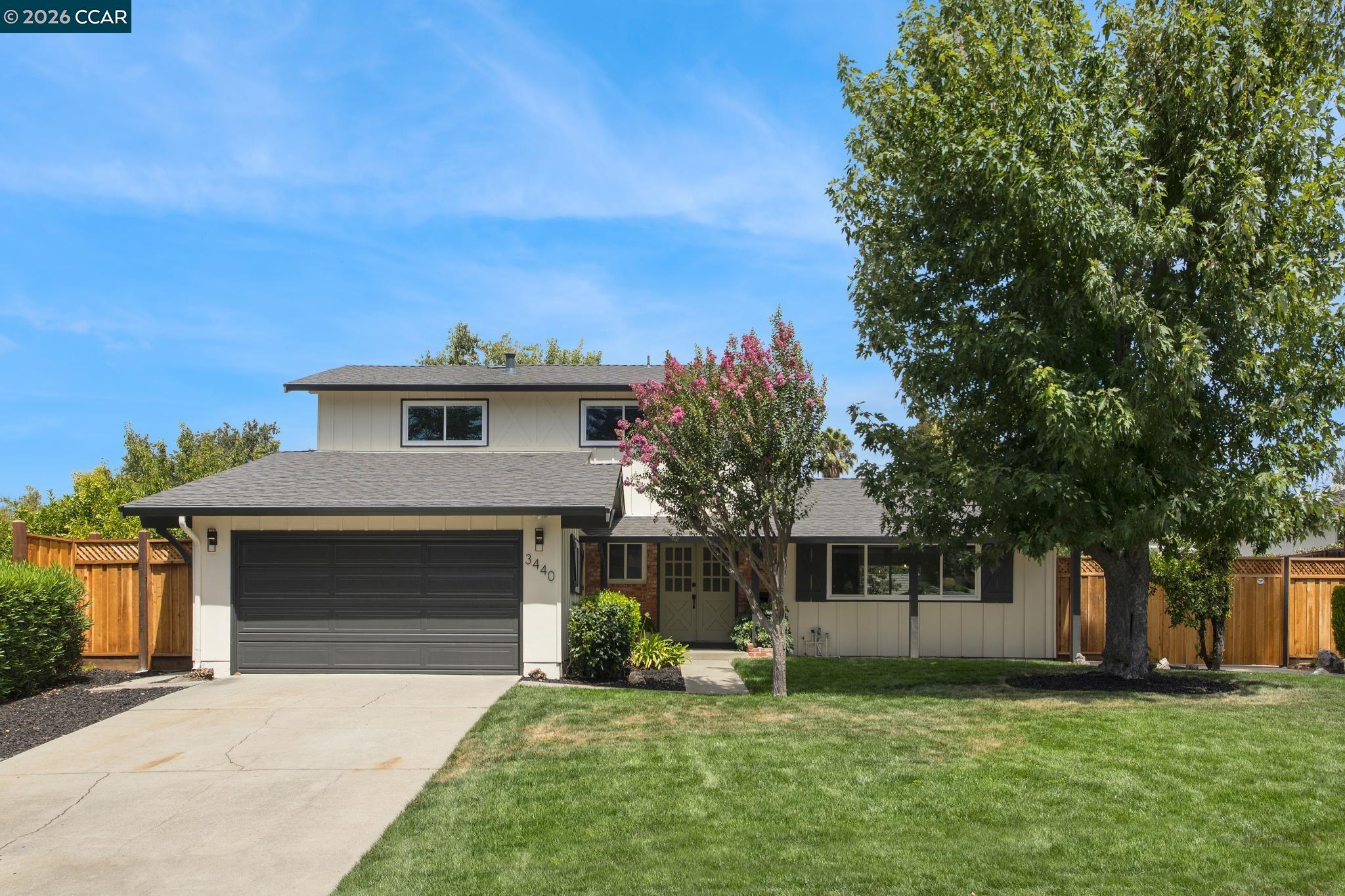 3440 Perada Dr — photo
