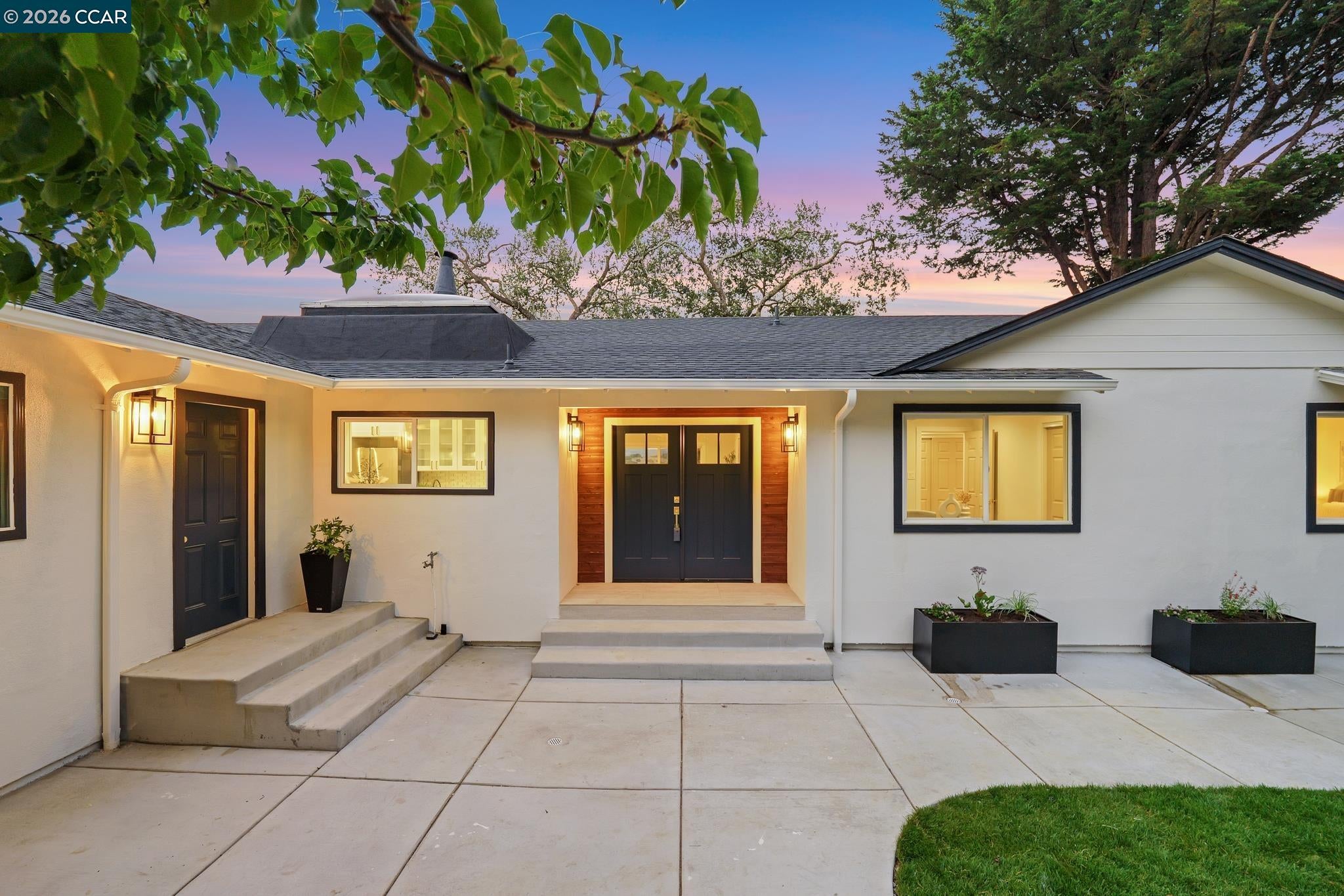 123 Oak Springs Drive — photo