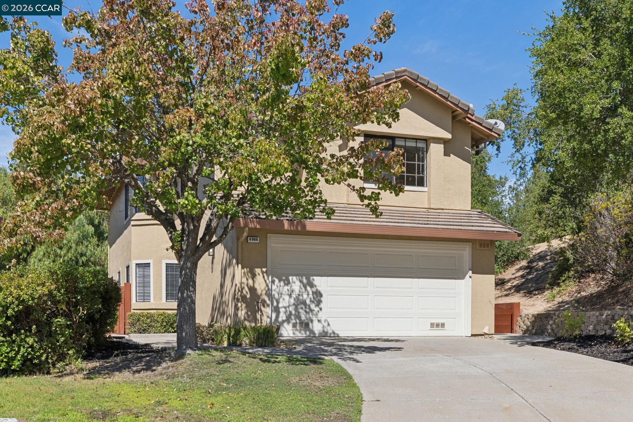 4966 Bayleaf Ct — photo