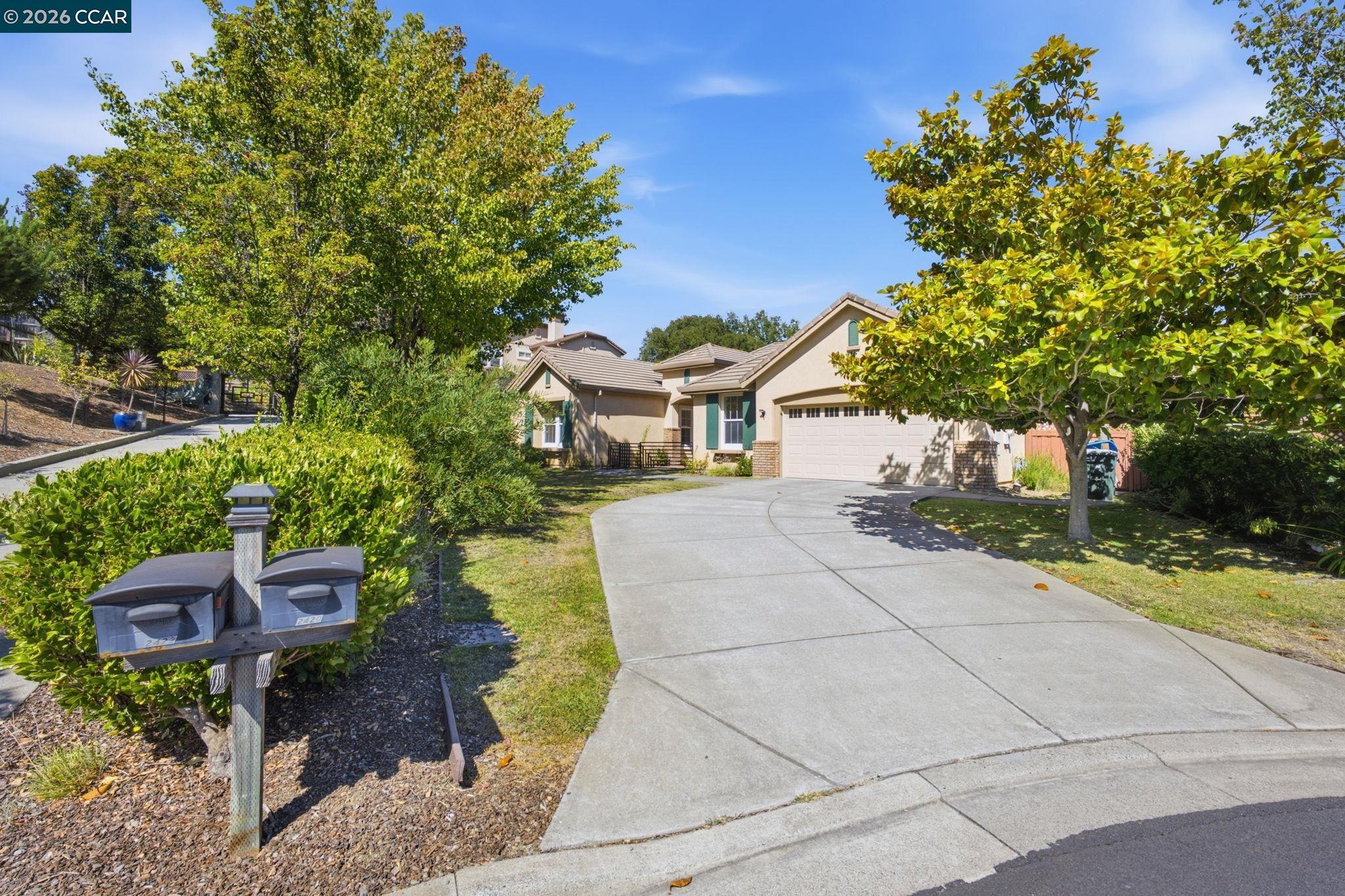2420 Rushcreek Pl — photo