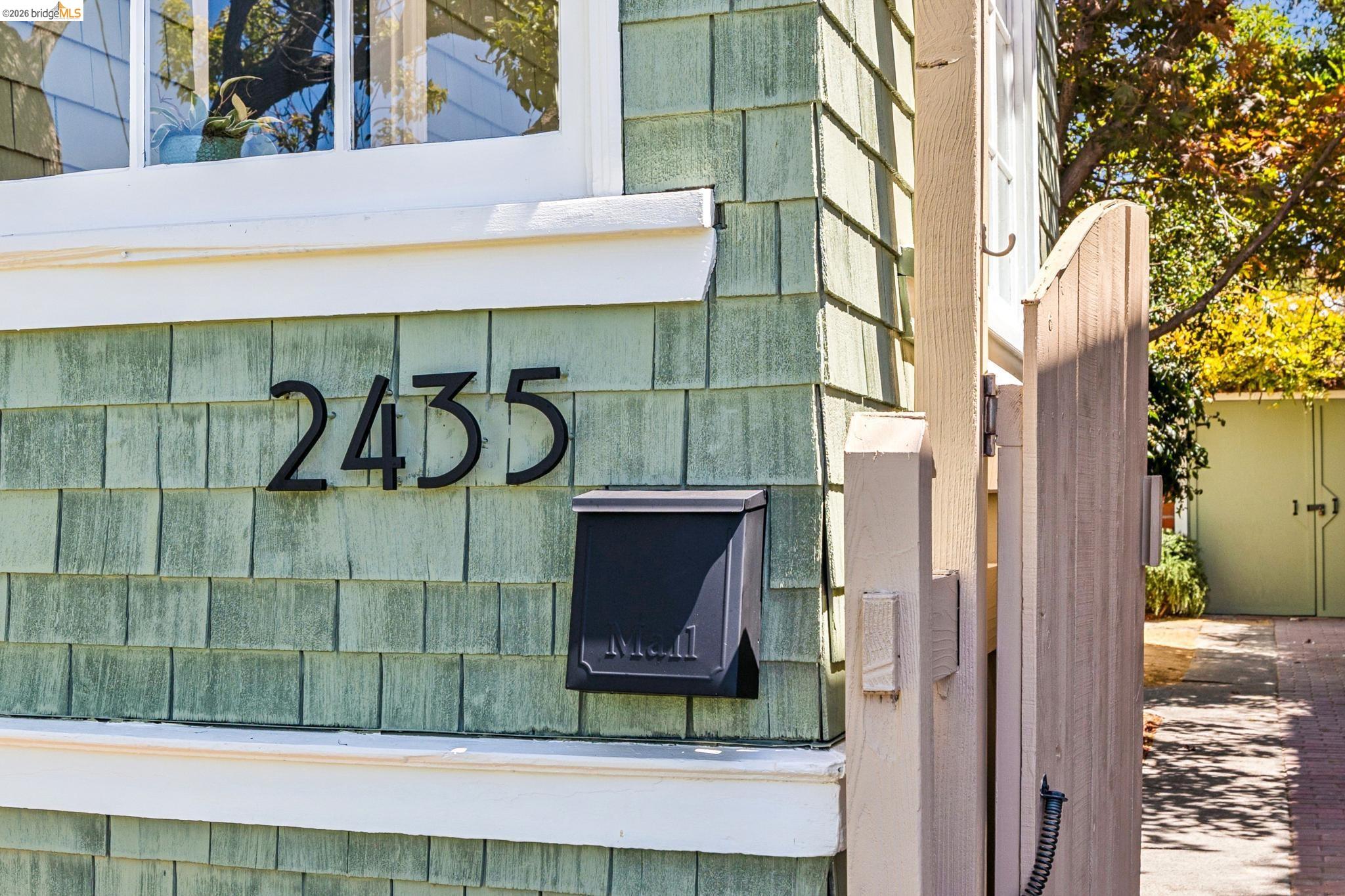 2435 Valley Street, Berkeley, CA 94702 — photo 3