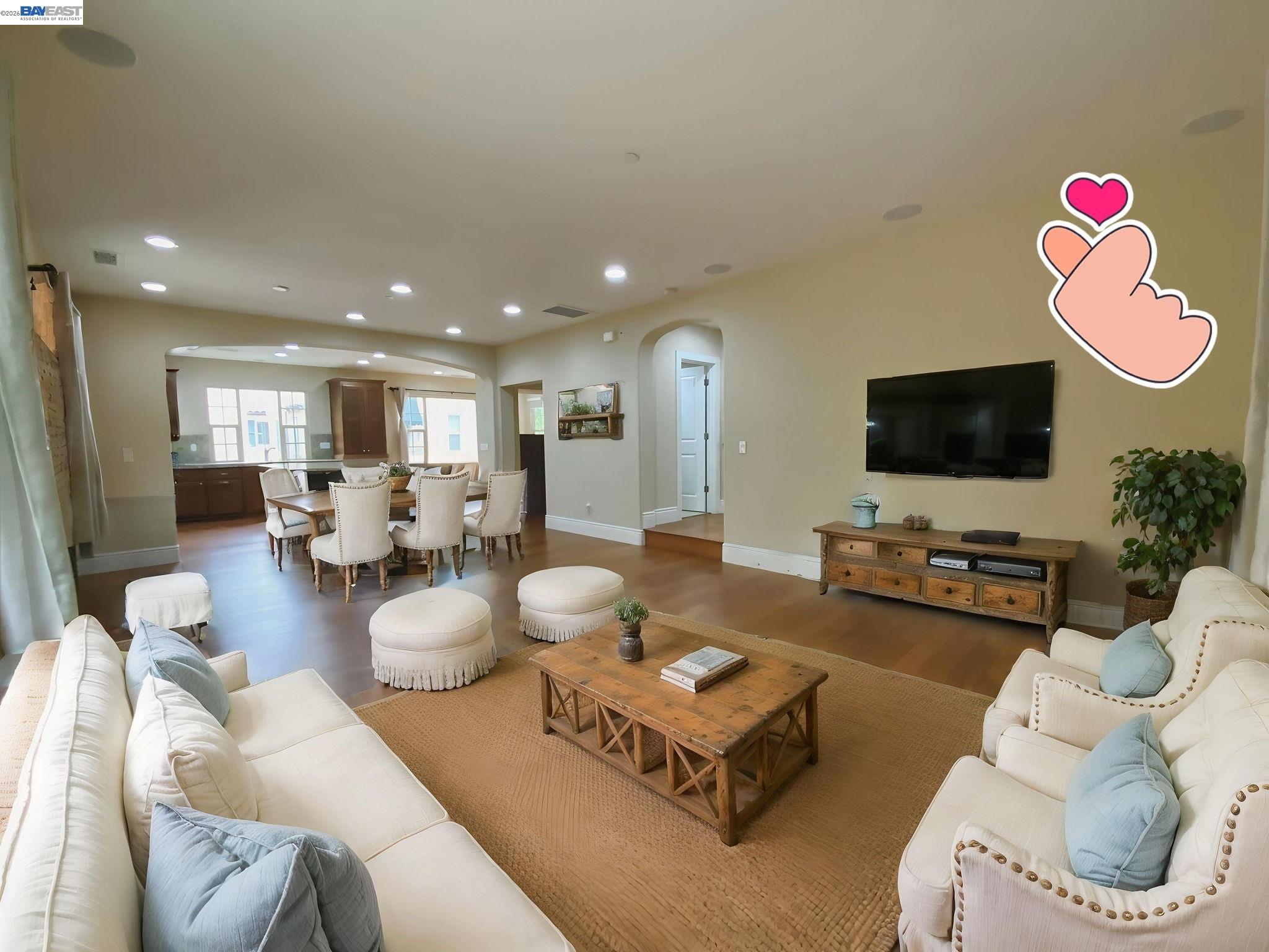 69 Pimentel Cir — photo