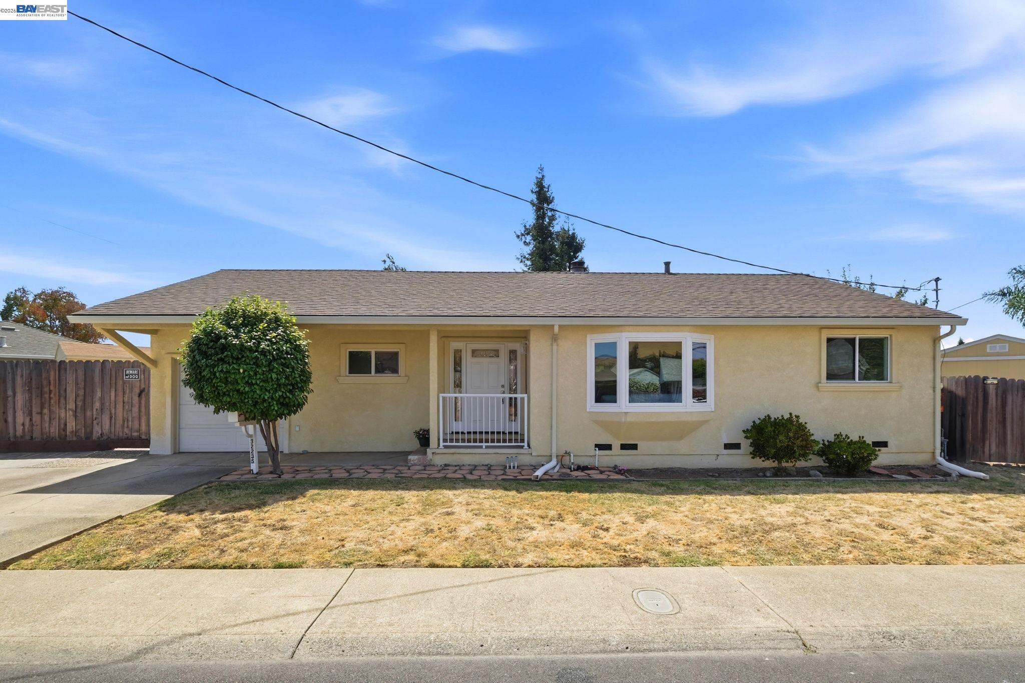32235 Pulaski Dr — photo