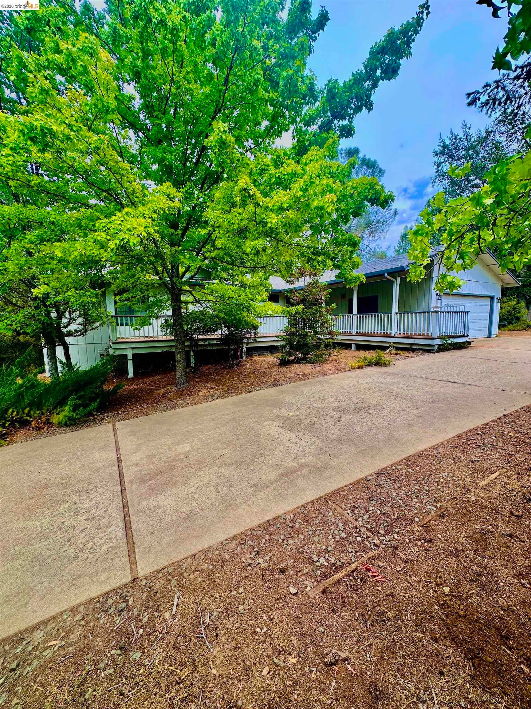 21120 Hemlock St. — photo
