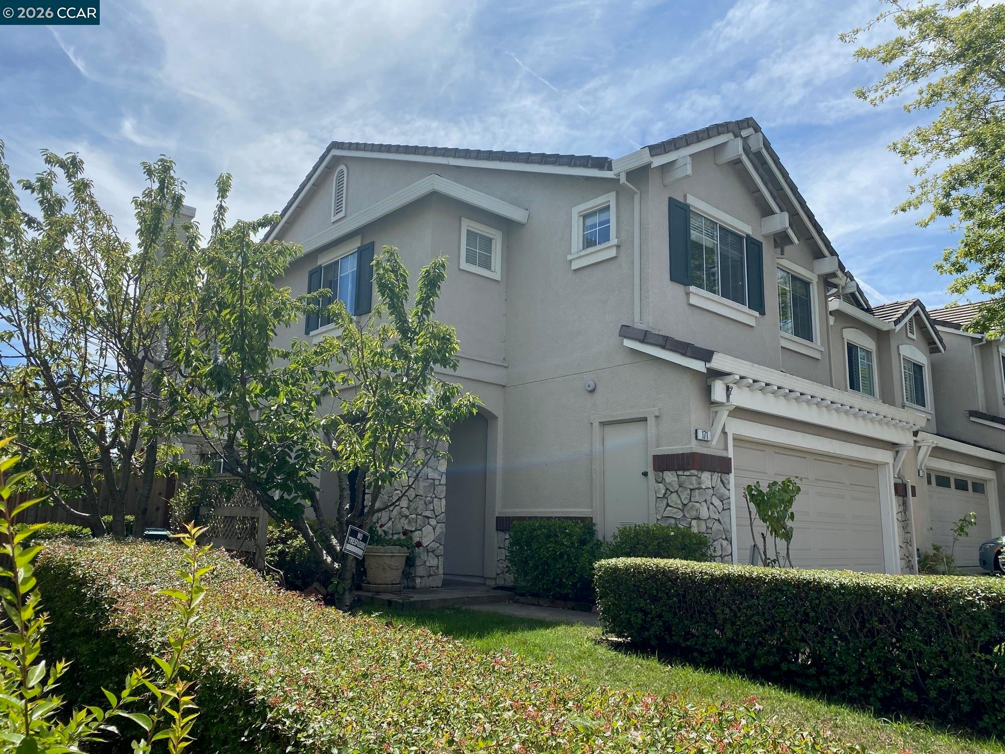171 Shadowhill Cir — photo