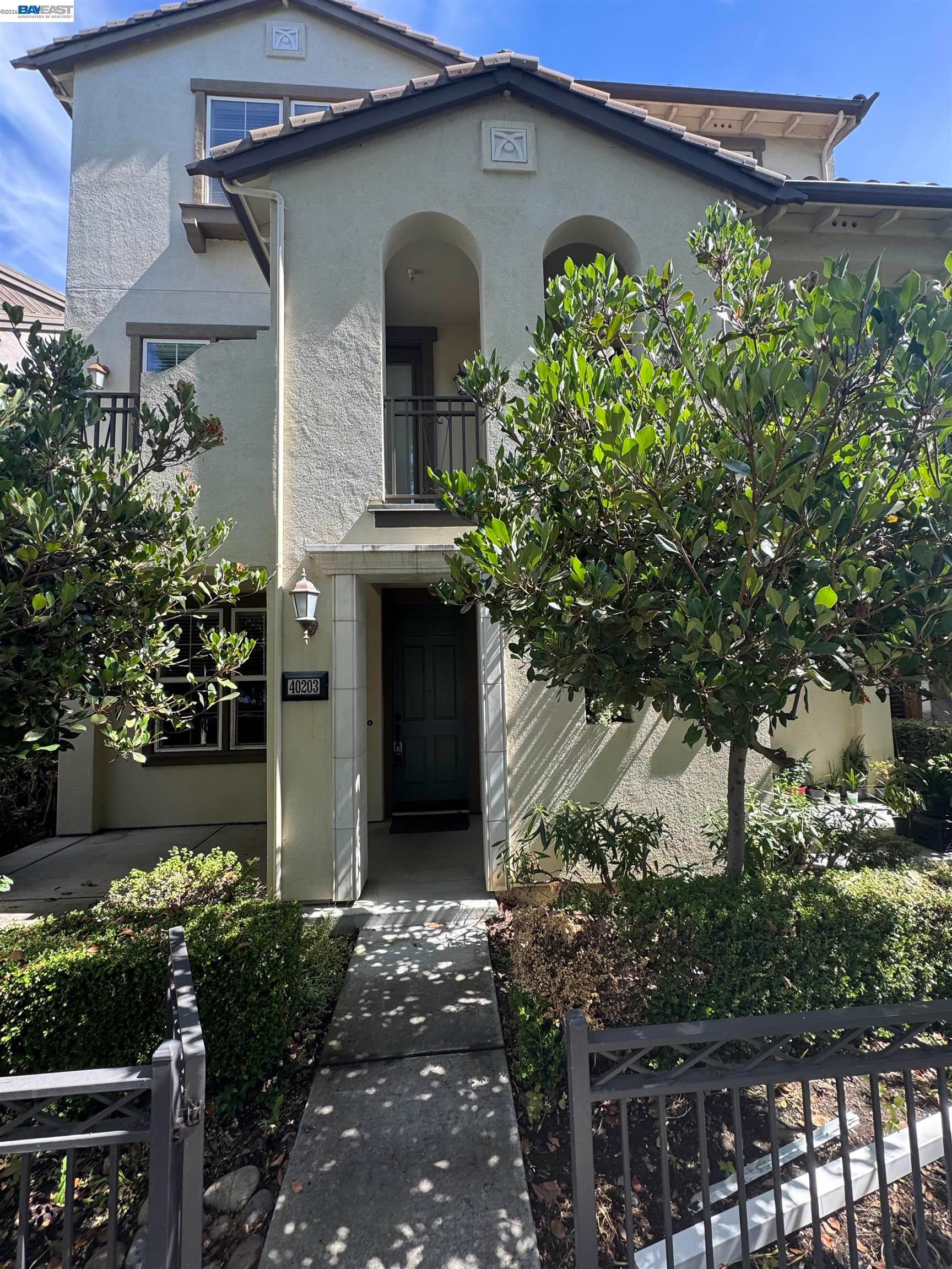40203 Antigua Rose Ter — photo