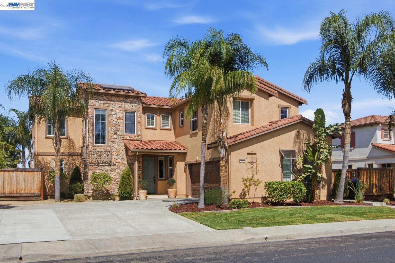 1172 Pimento Dr — photo