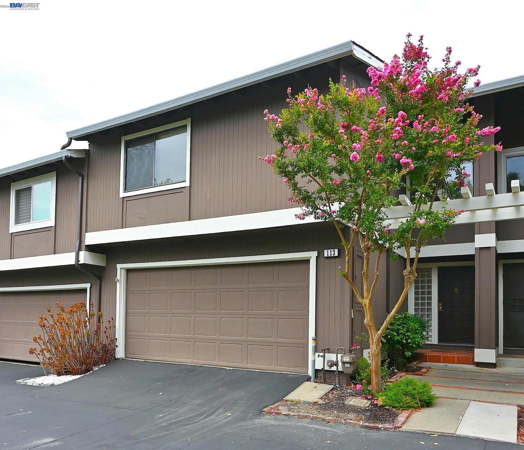 113 Westfield Cir — photo