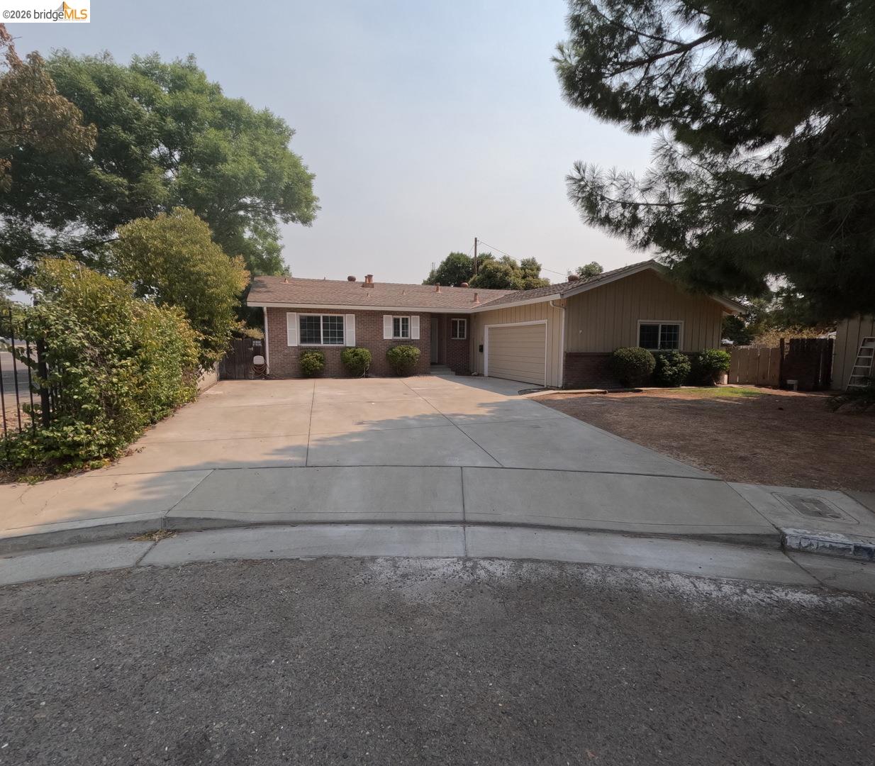 1280 Dodd Ct — photo