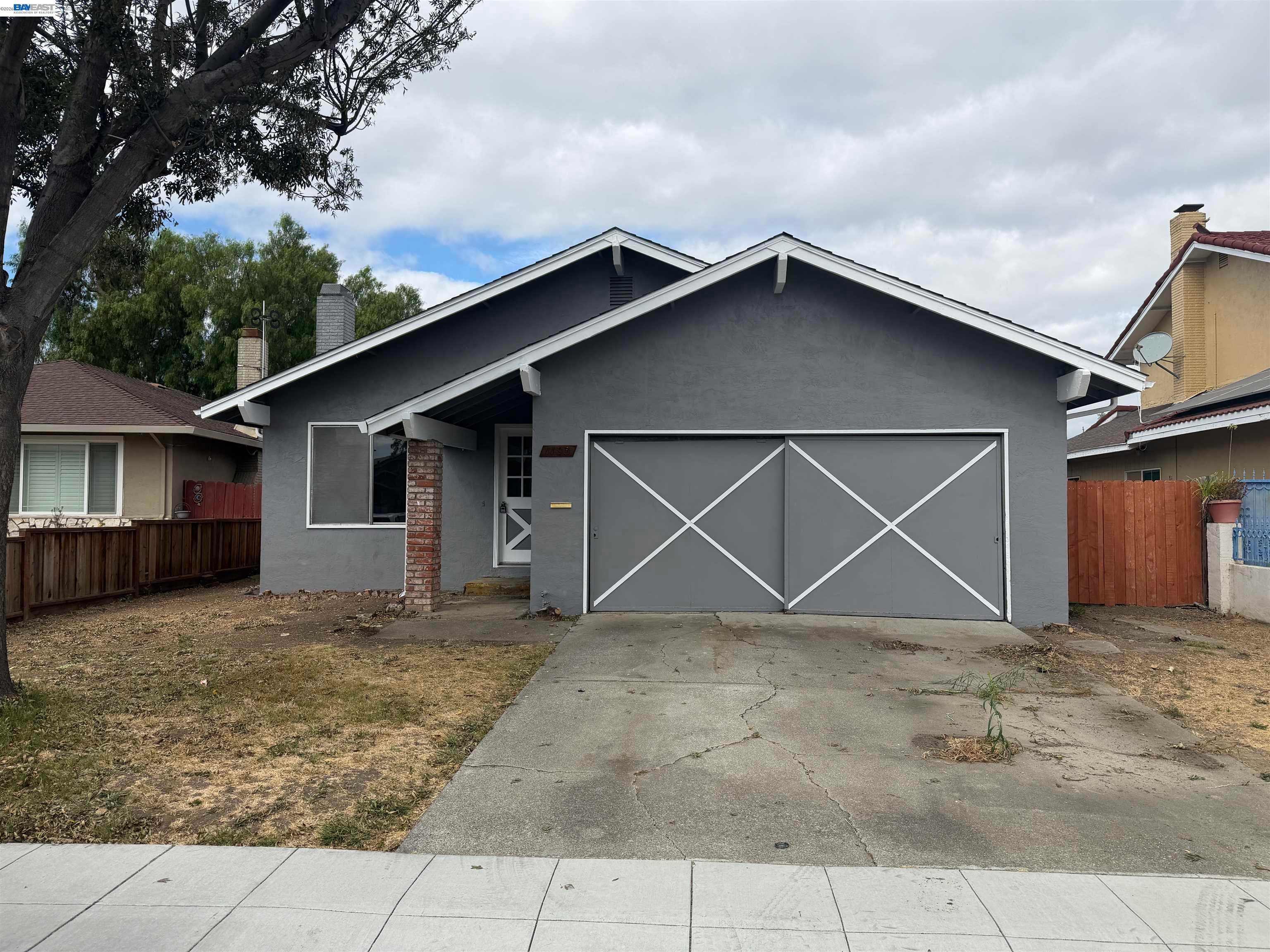 1193 Fallen Leaf Dr — photo