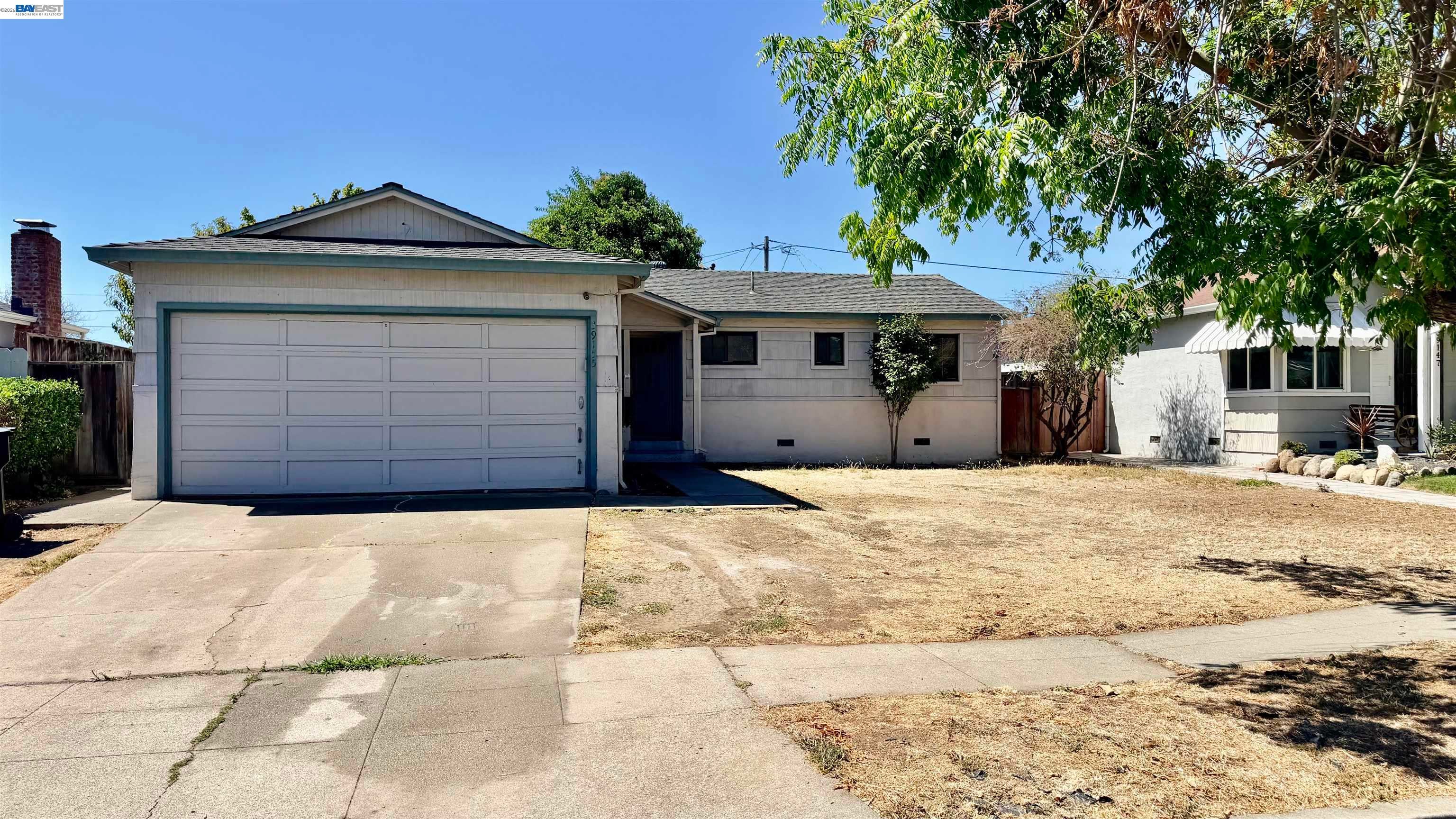 39155 Sutter Dr — photo