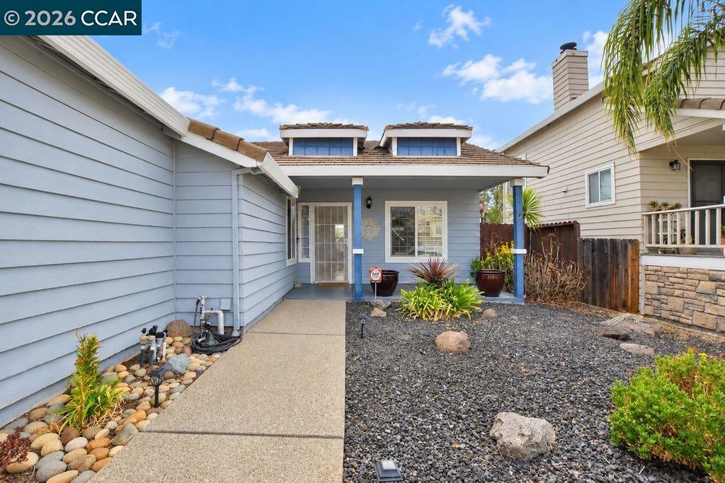5037 Morgan Way — photo