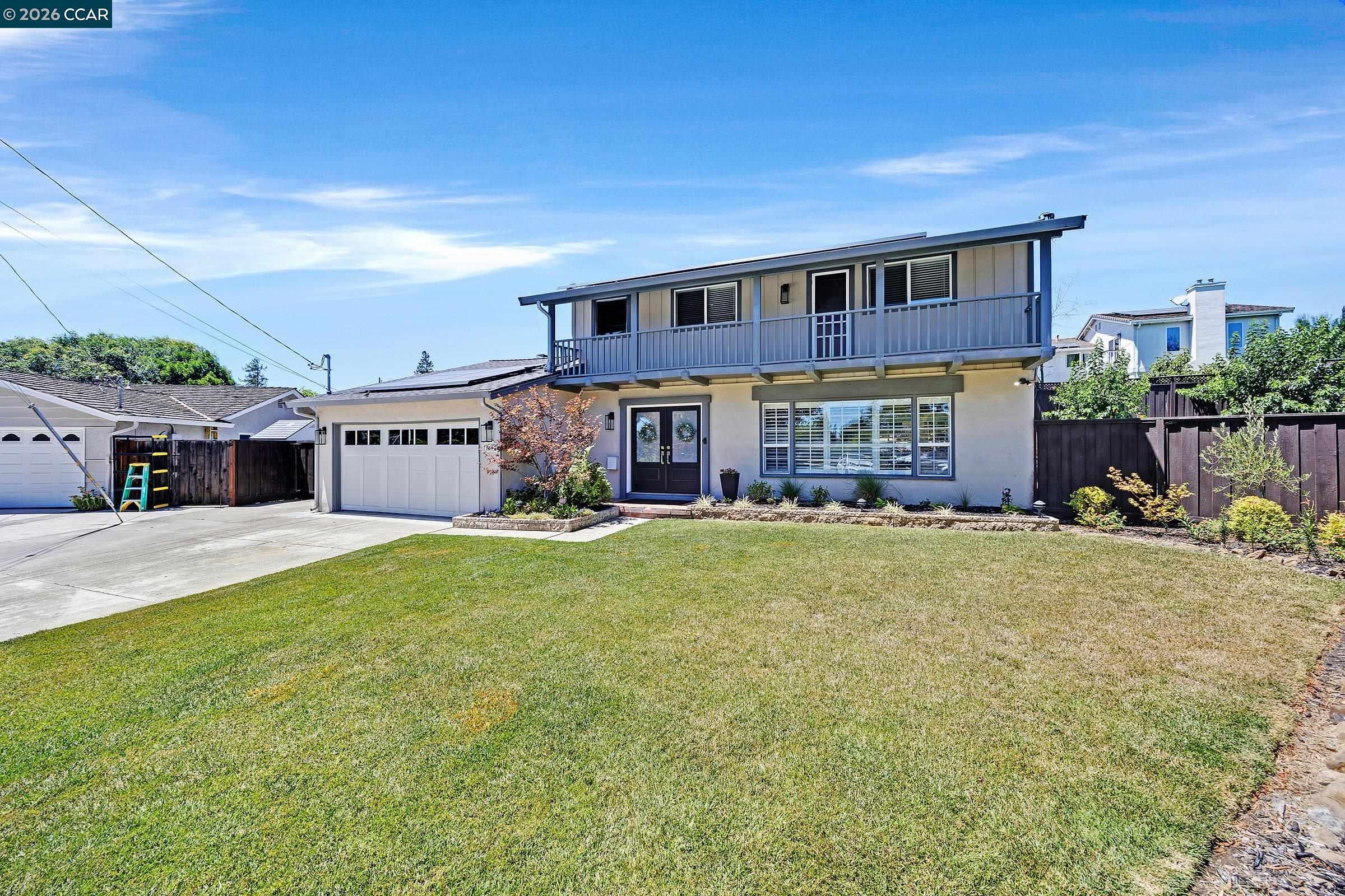 11698 Serra Ct — photo