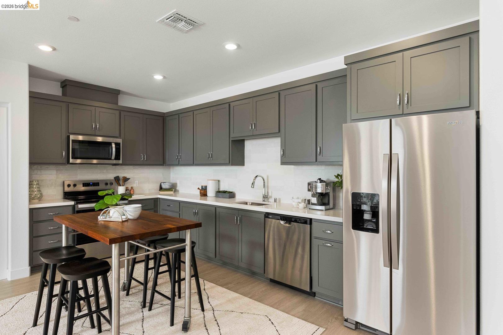 500 Somi Ct 308 — photo