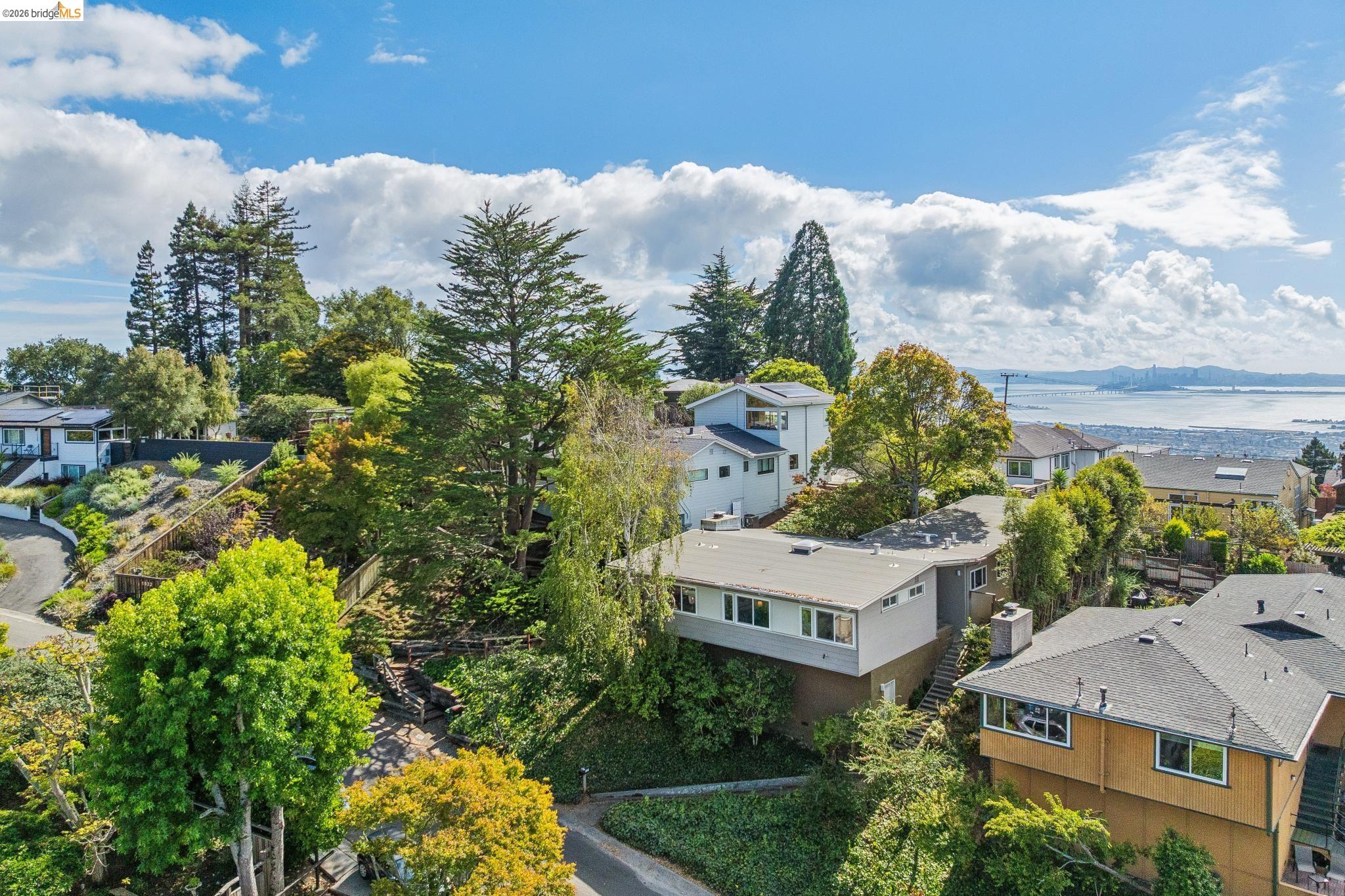 1024 Overlook Rd, Berkeley, CA 94708 — photo 2