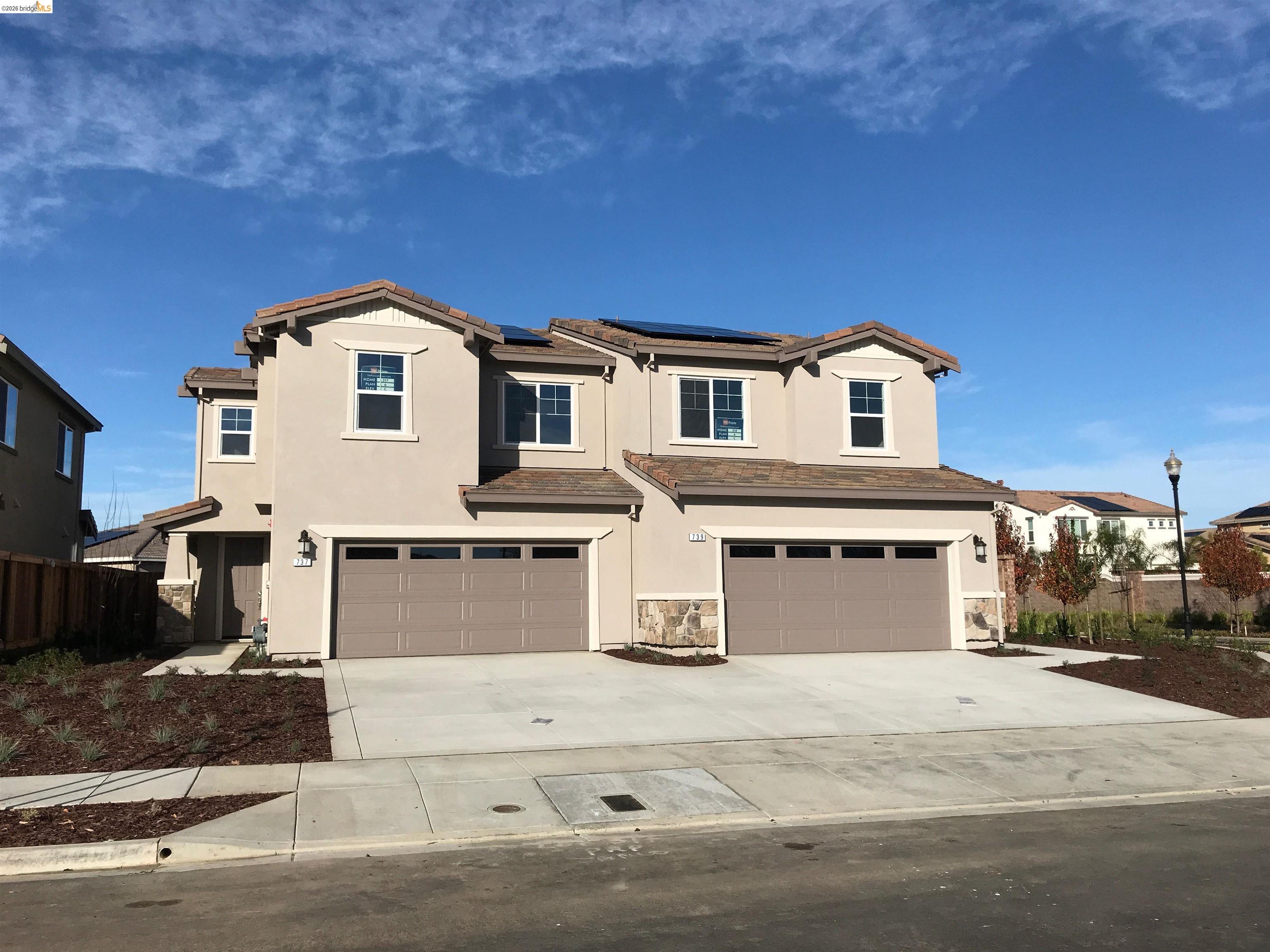 739 Jennifer Street — photo