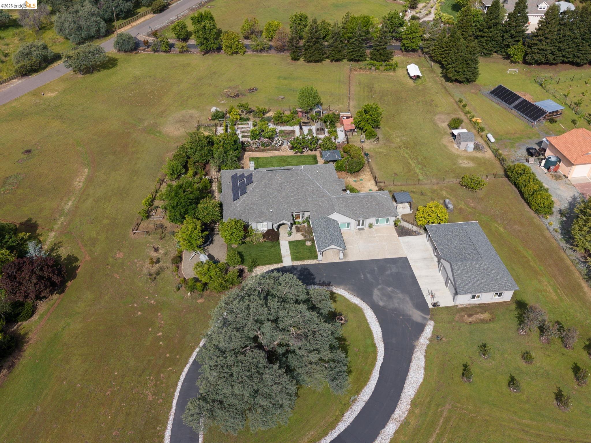 22282 Bennett Rd, Sonora, CA 95370 — photo 2