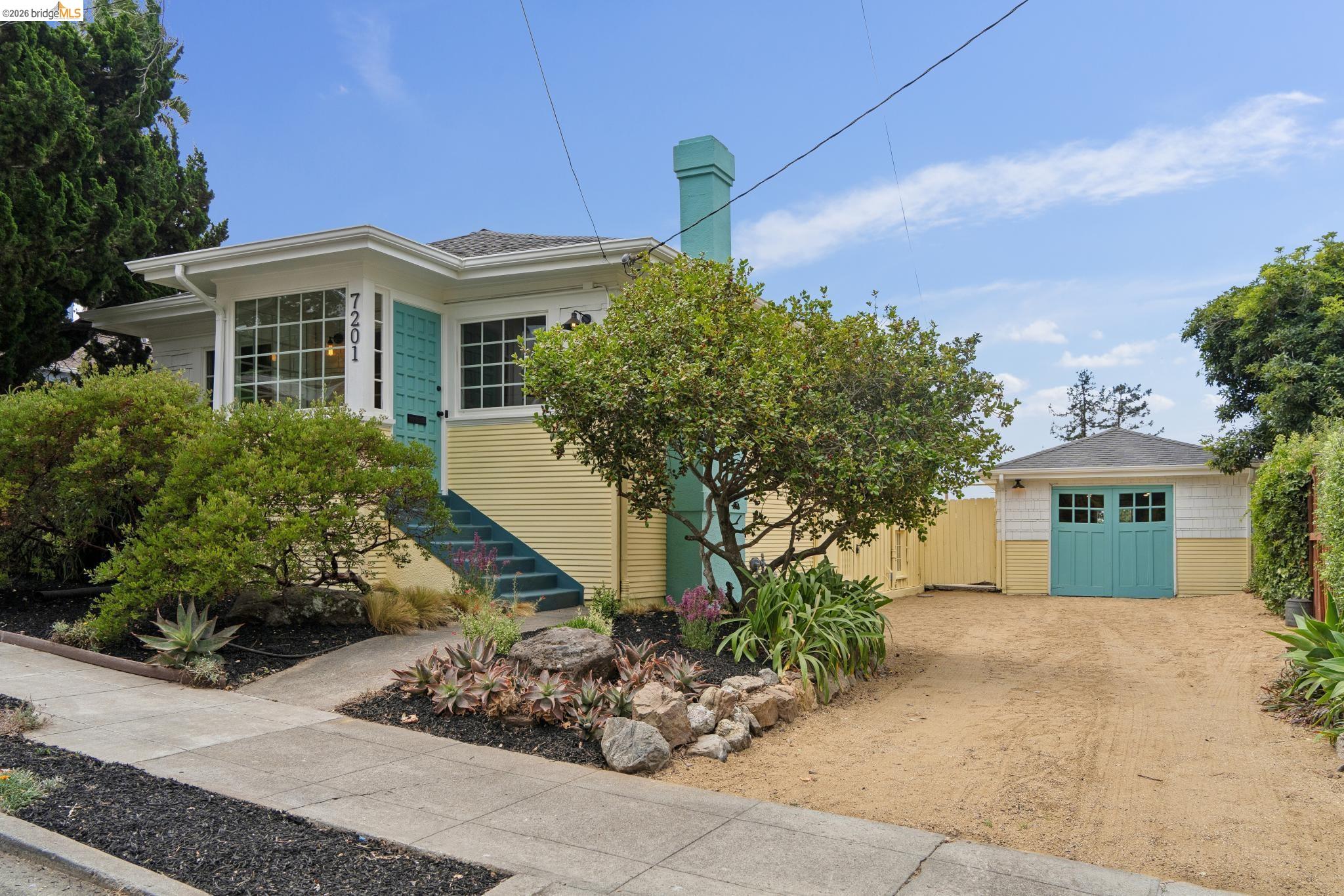 7201 Sunkist Dr — photo