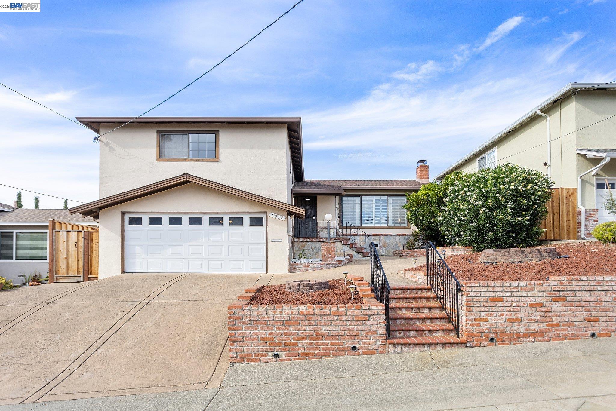 5012 Proctor Rd — photo