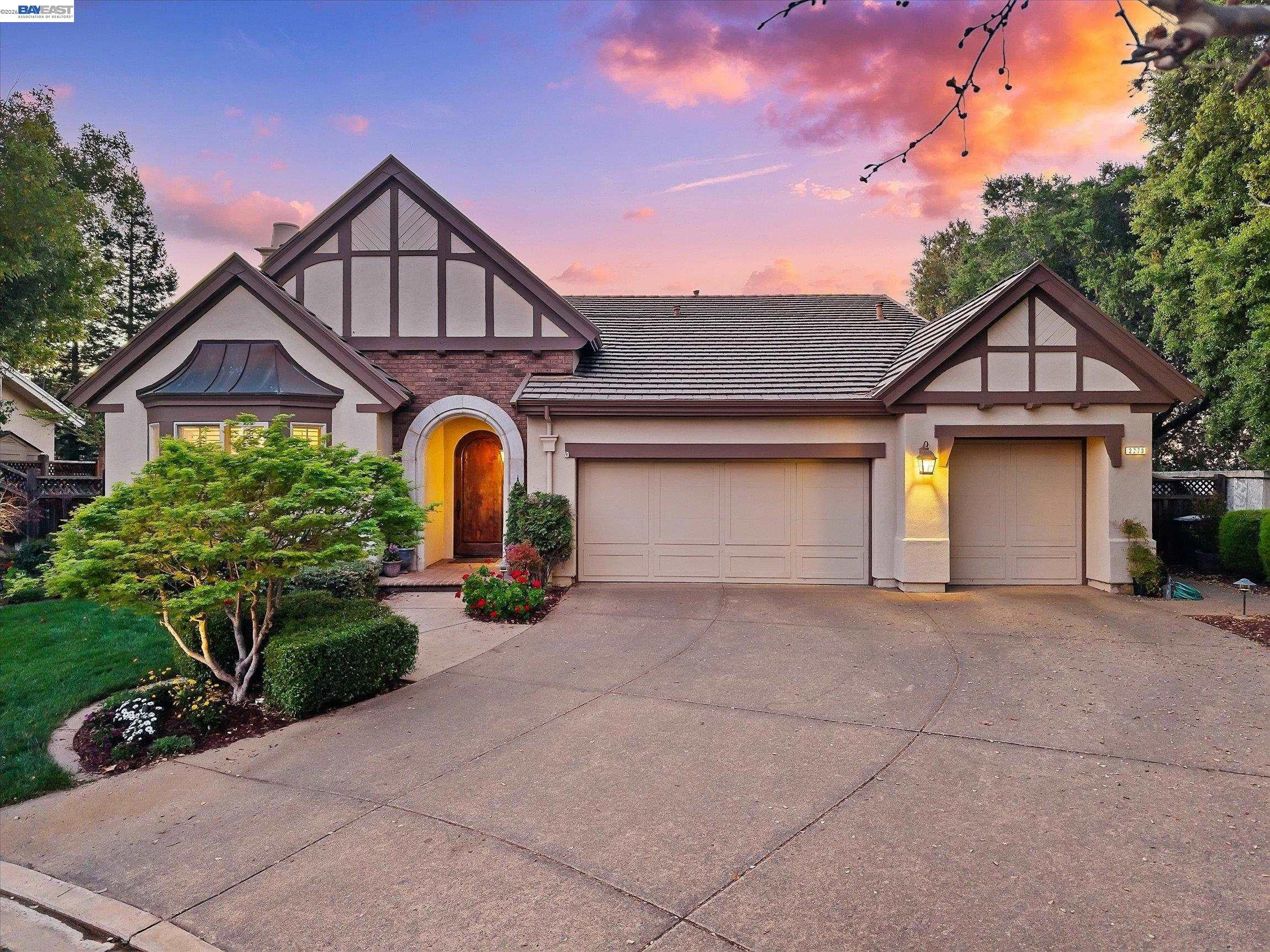 2270 Doccia Ct — photo