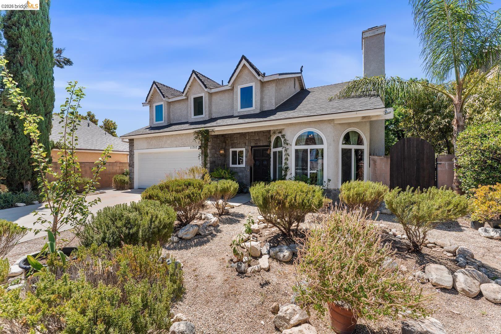 11707 Garrick Ave — photo
