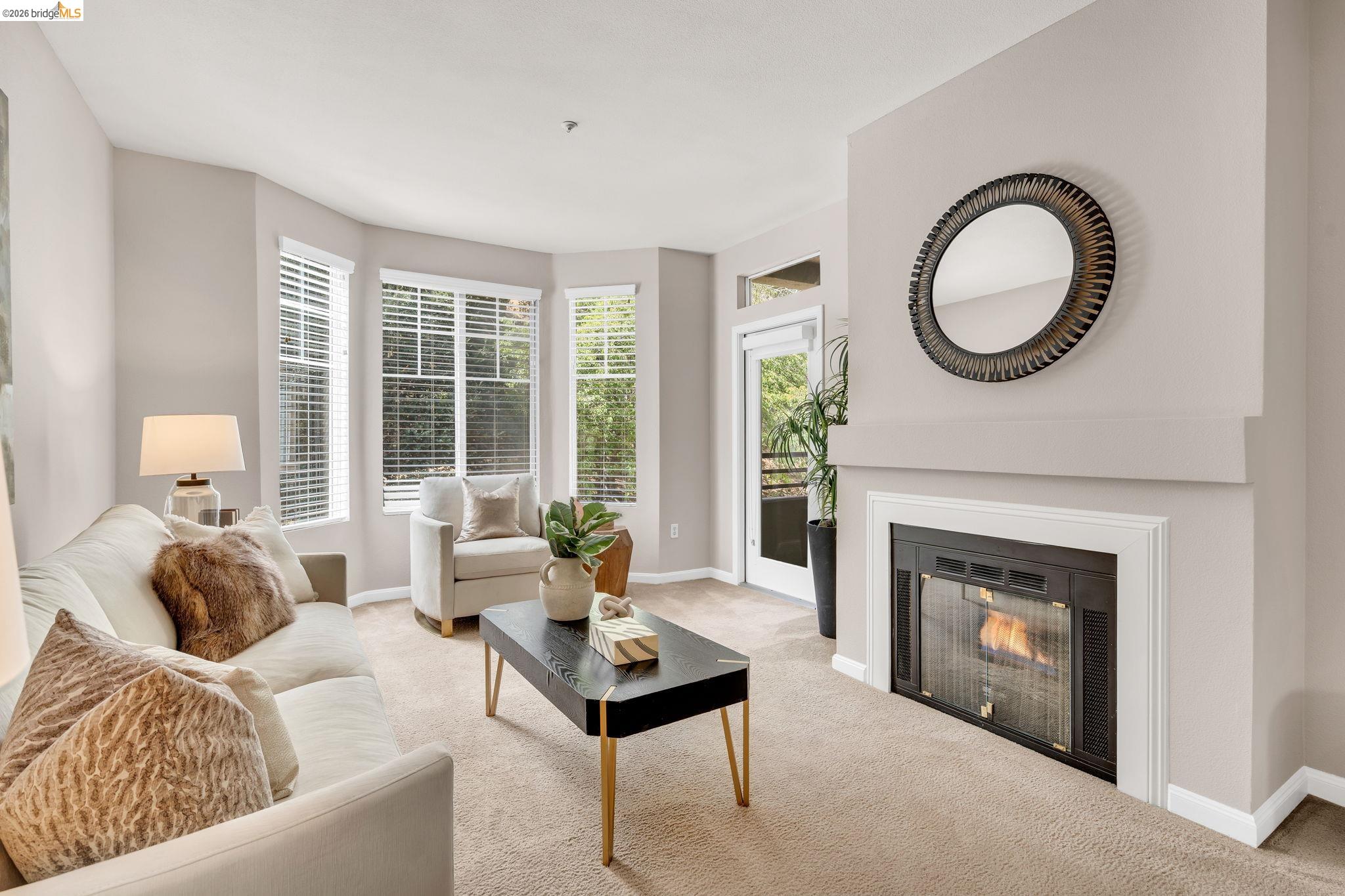 320 Caldecott 217 — photo