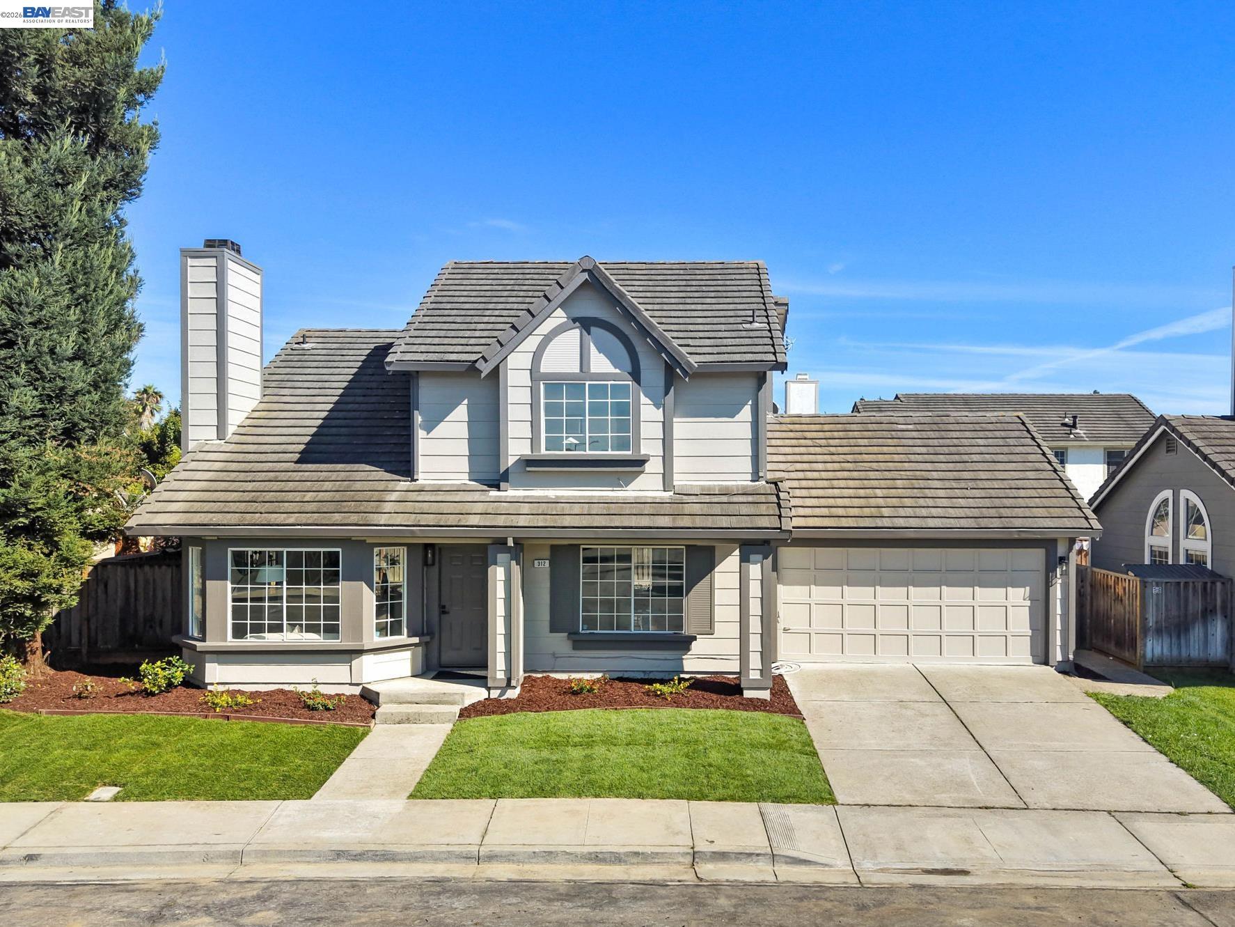 312 Rivercreek Dr — photo